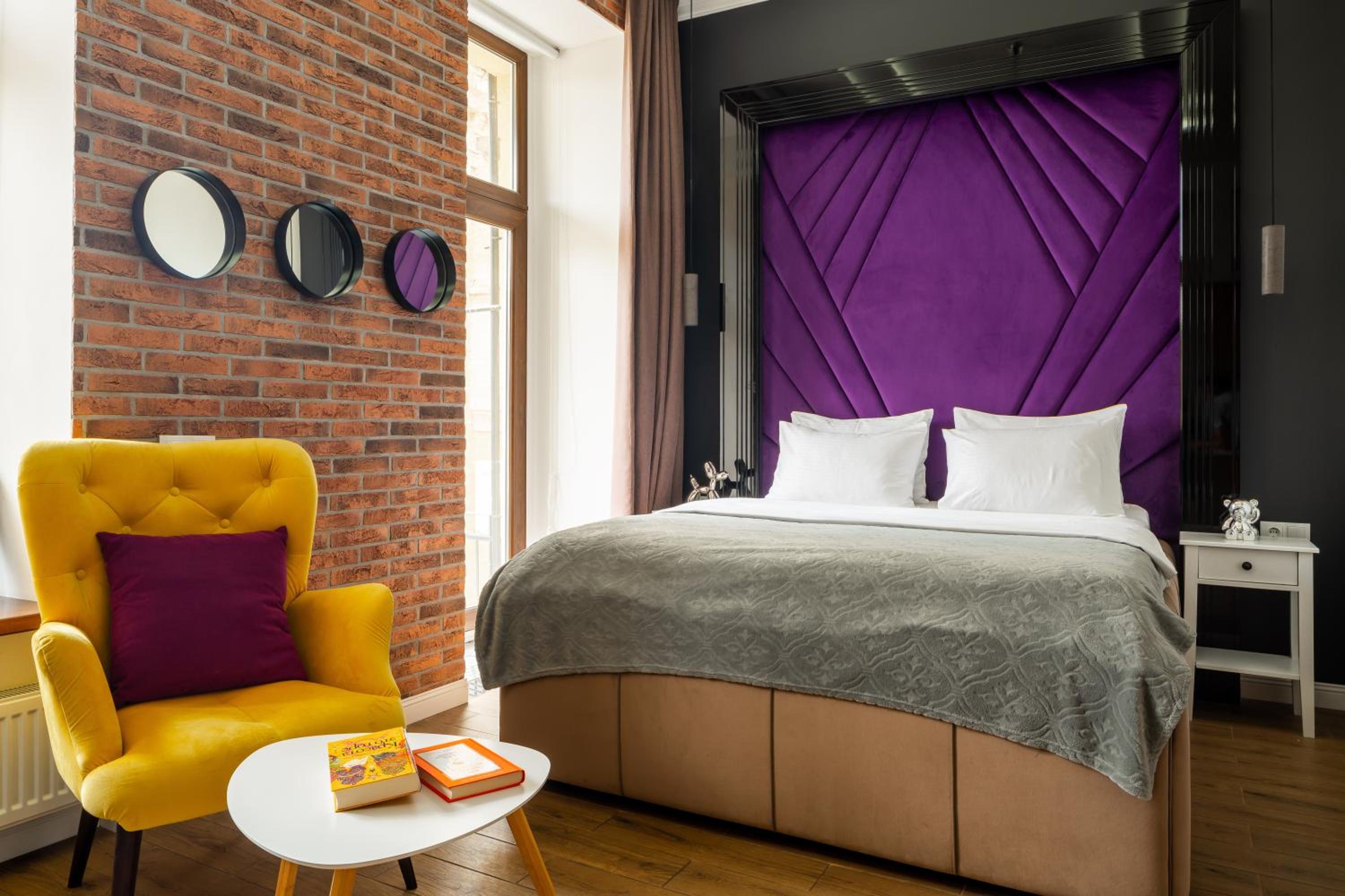 Suite with Balcony