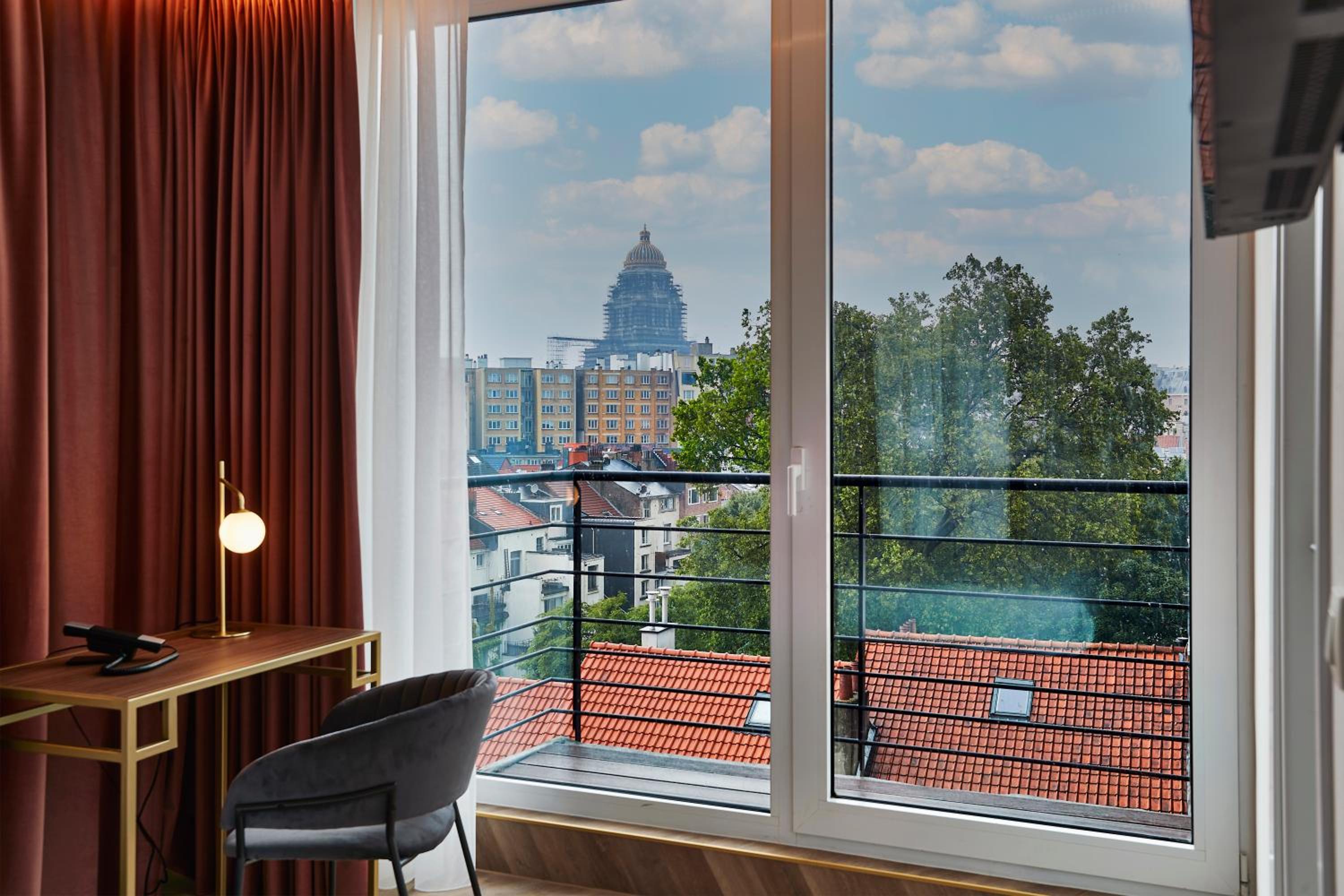 Deluxe Double Room with Balcony - Photo 2