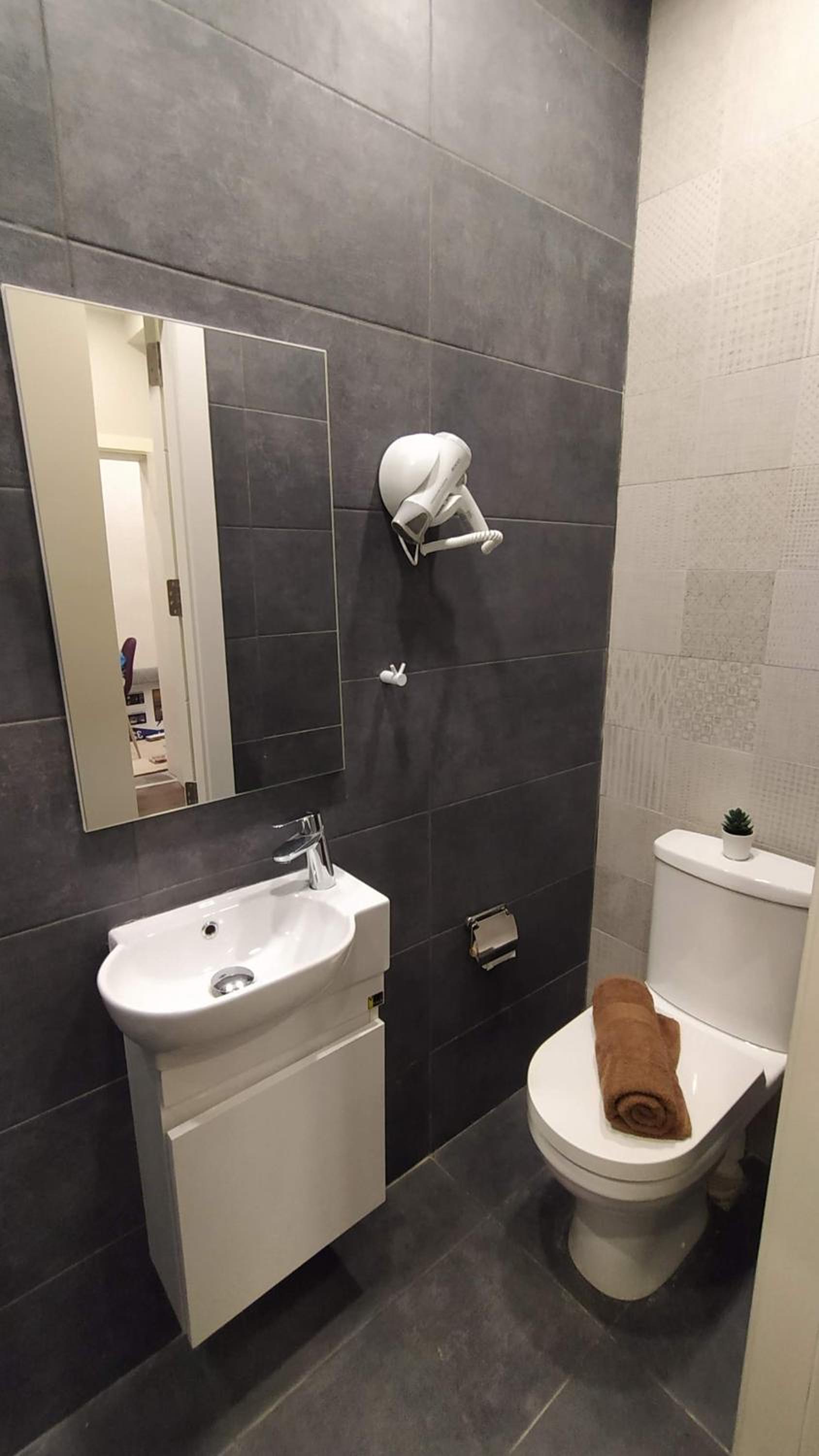 Deluxe Double Room with Shower