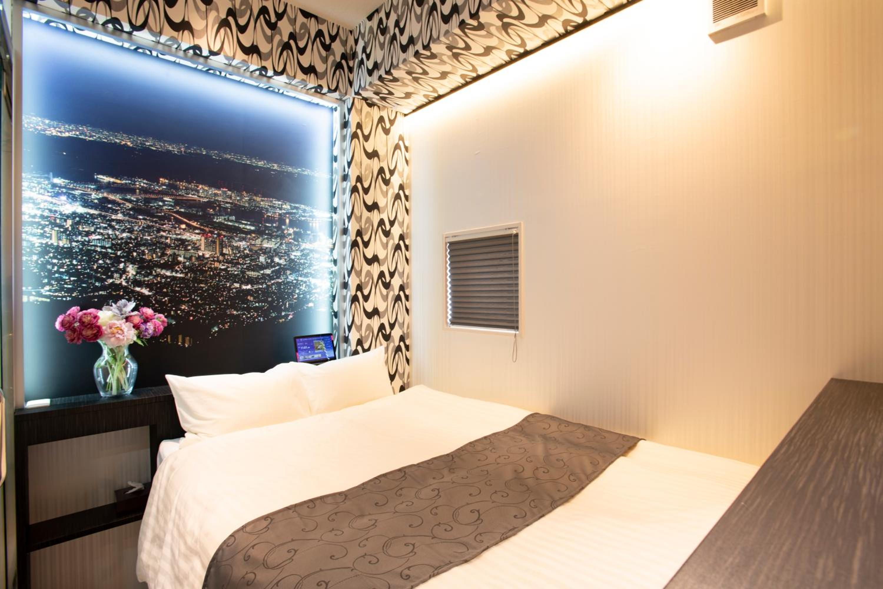 Double Room Non-Smoking  - Photo 19