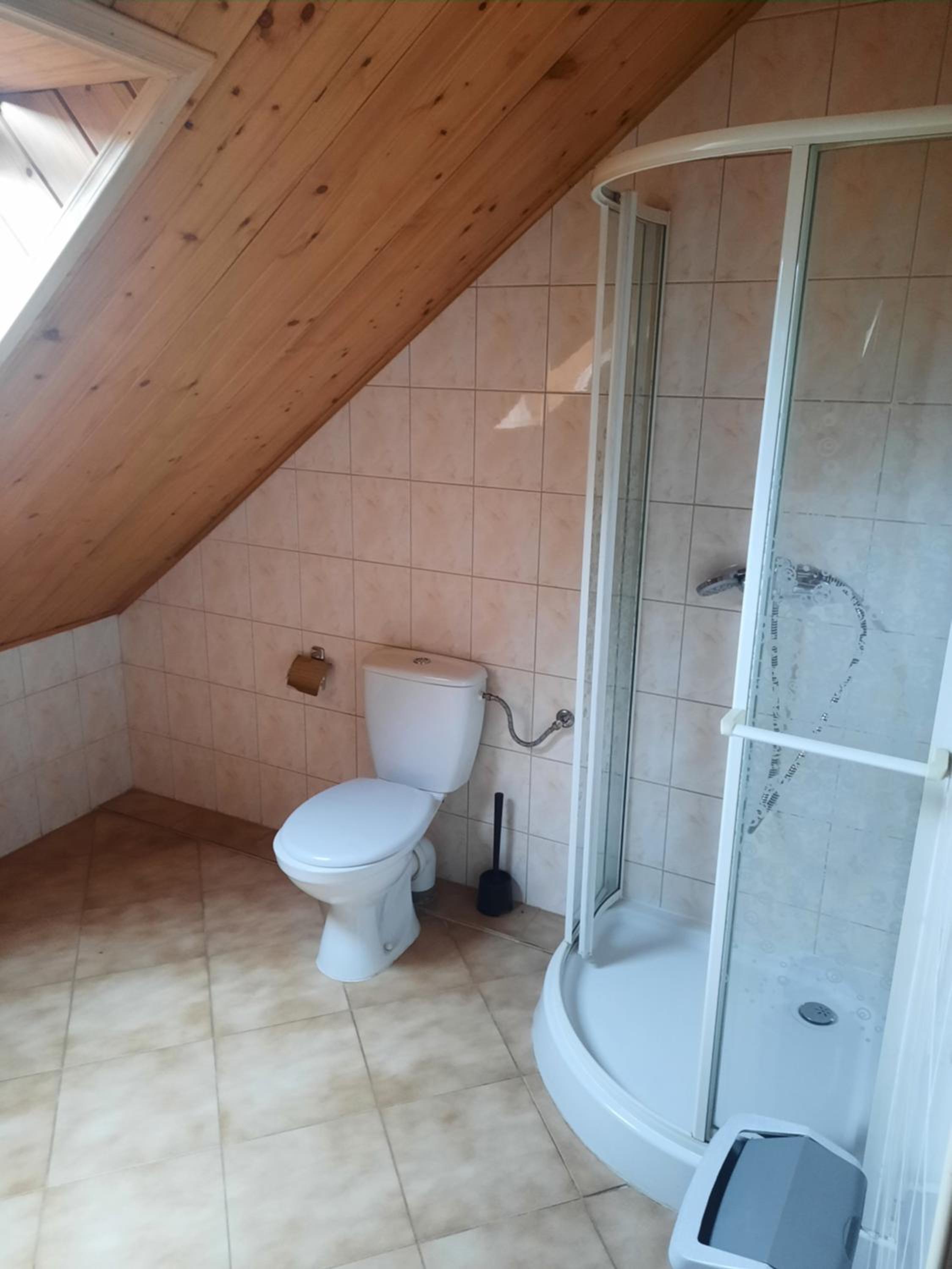 Triple Room with Private Bathroom photo 2