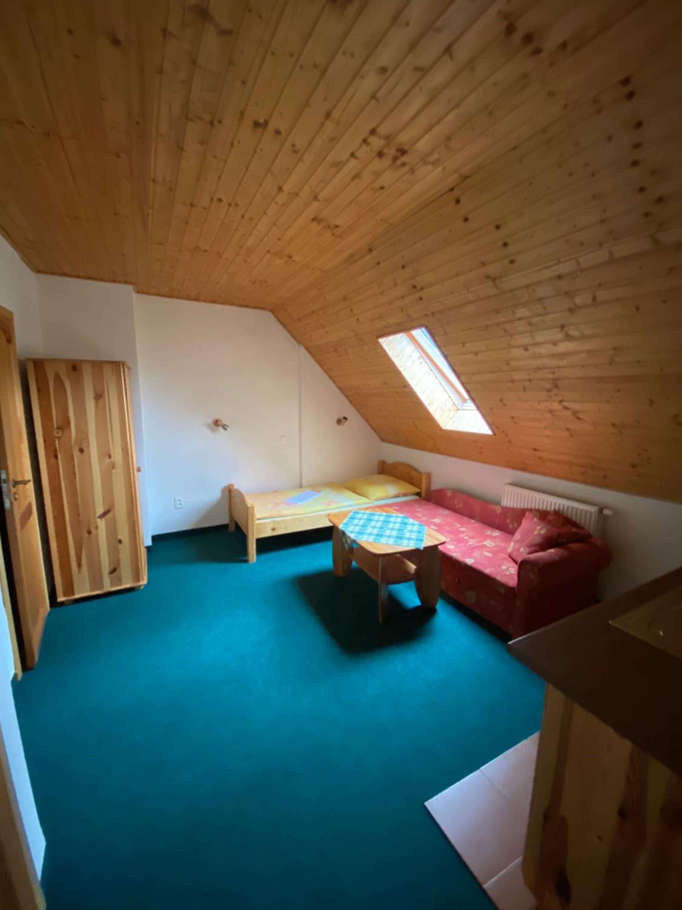 Triple Room - Photo 2