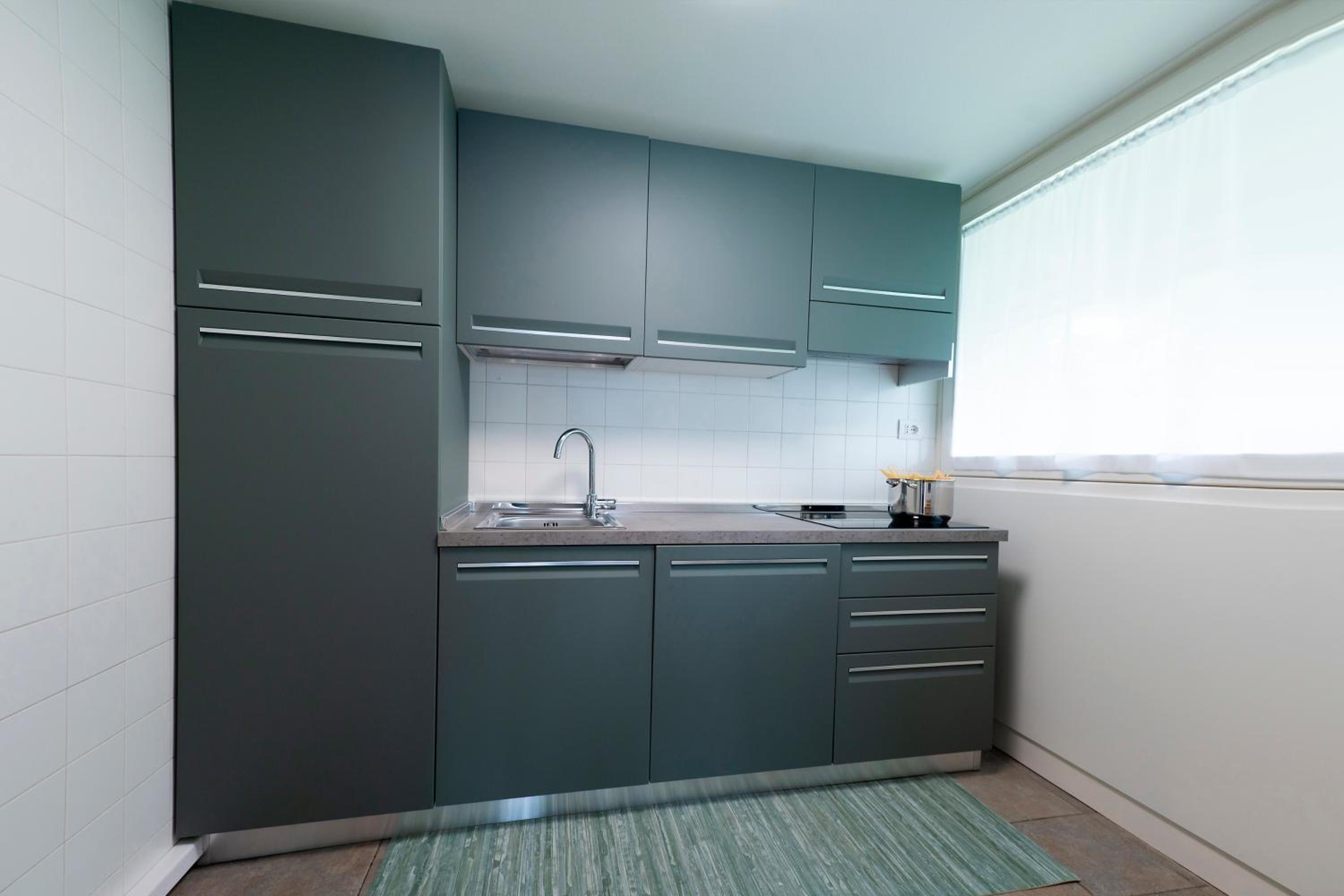One-Bedroom Apartment - Photo 10