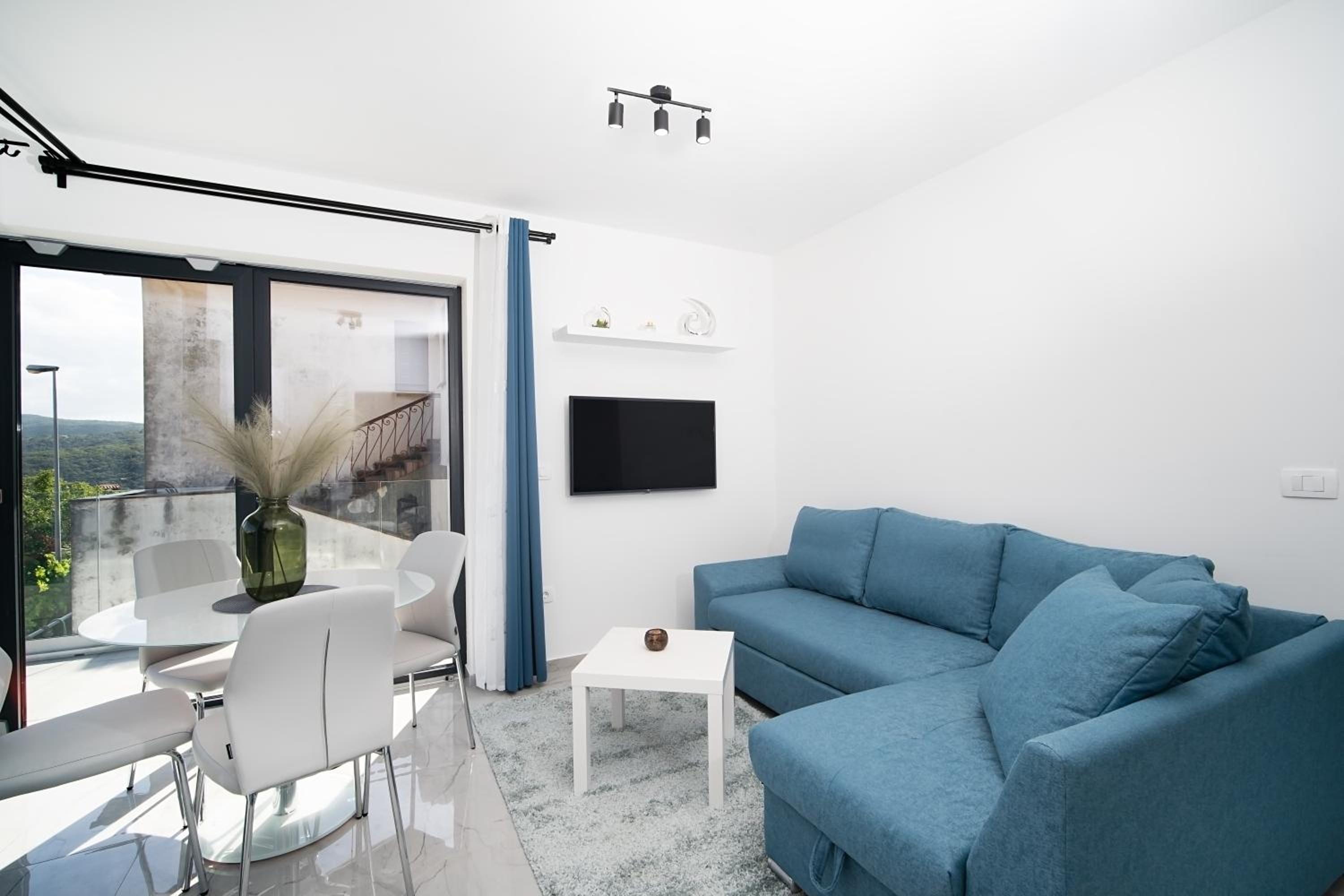 Apartment with Terrace photo 1