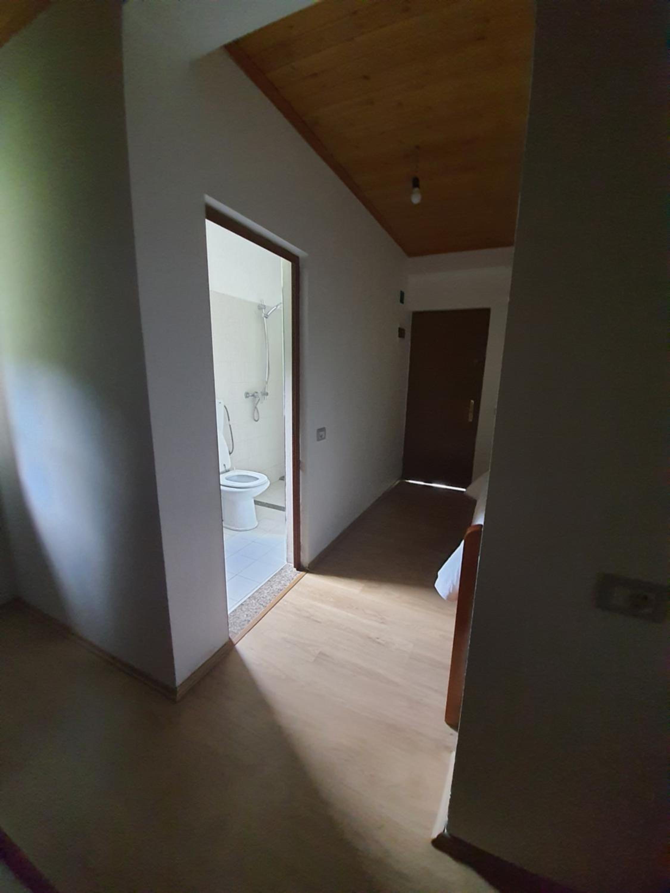 Basic Triple Room photo 2