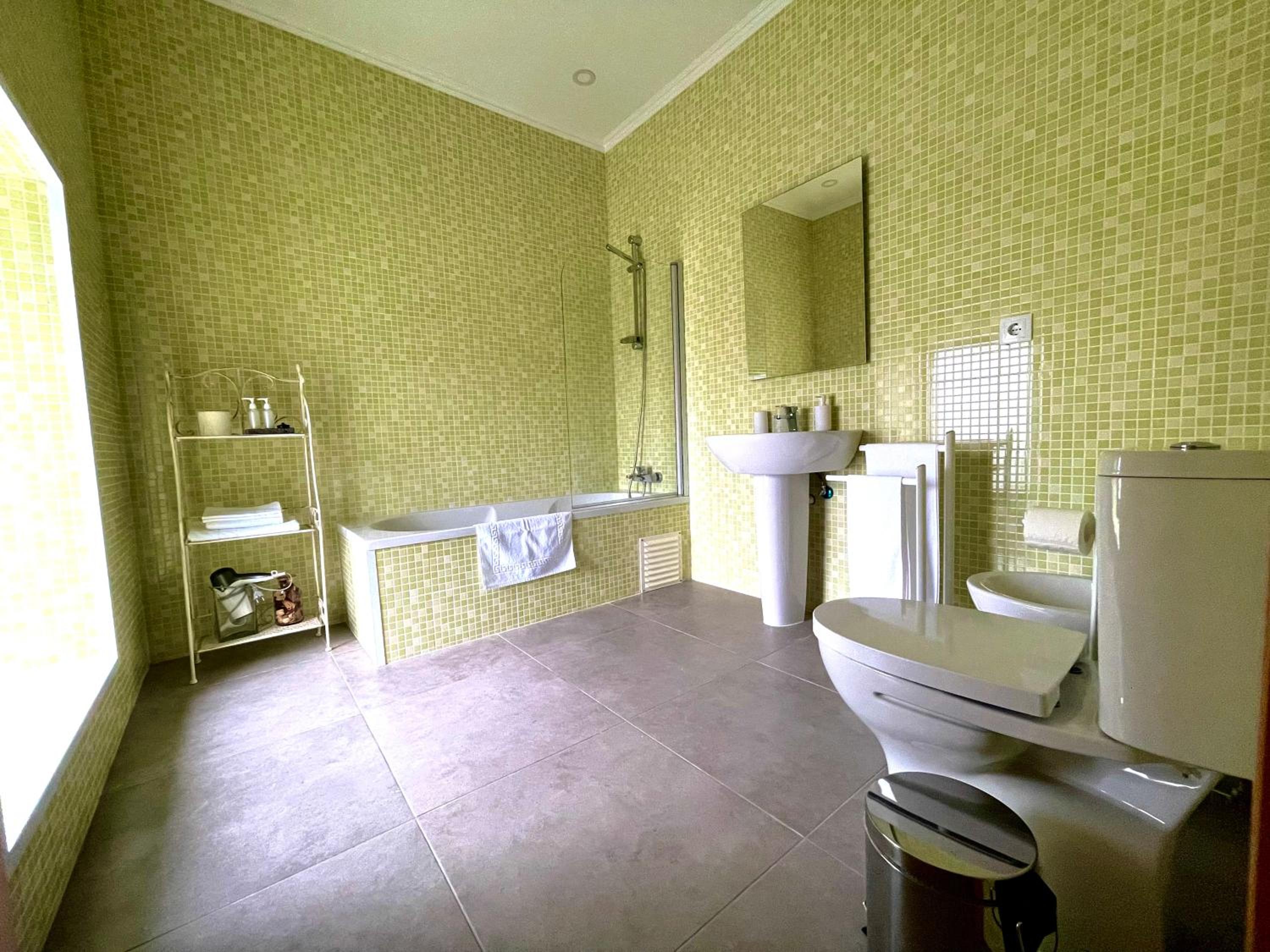 Double Room with Private Bathroom photo 2