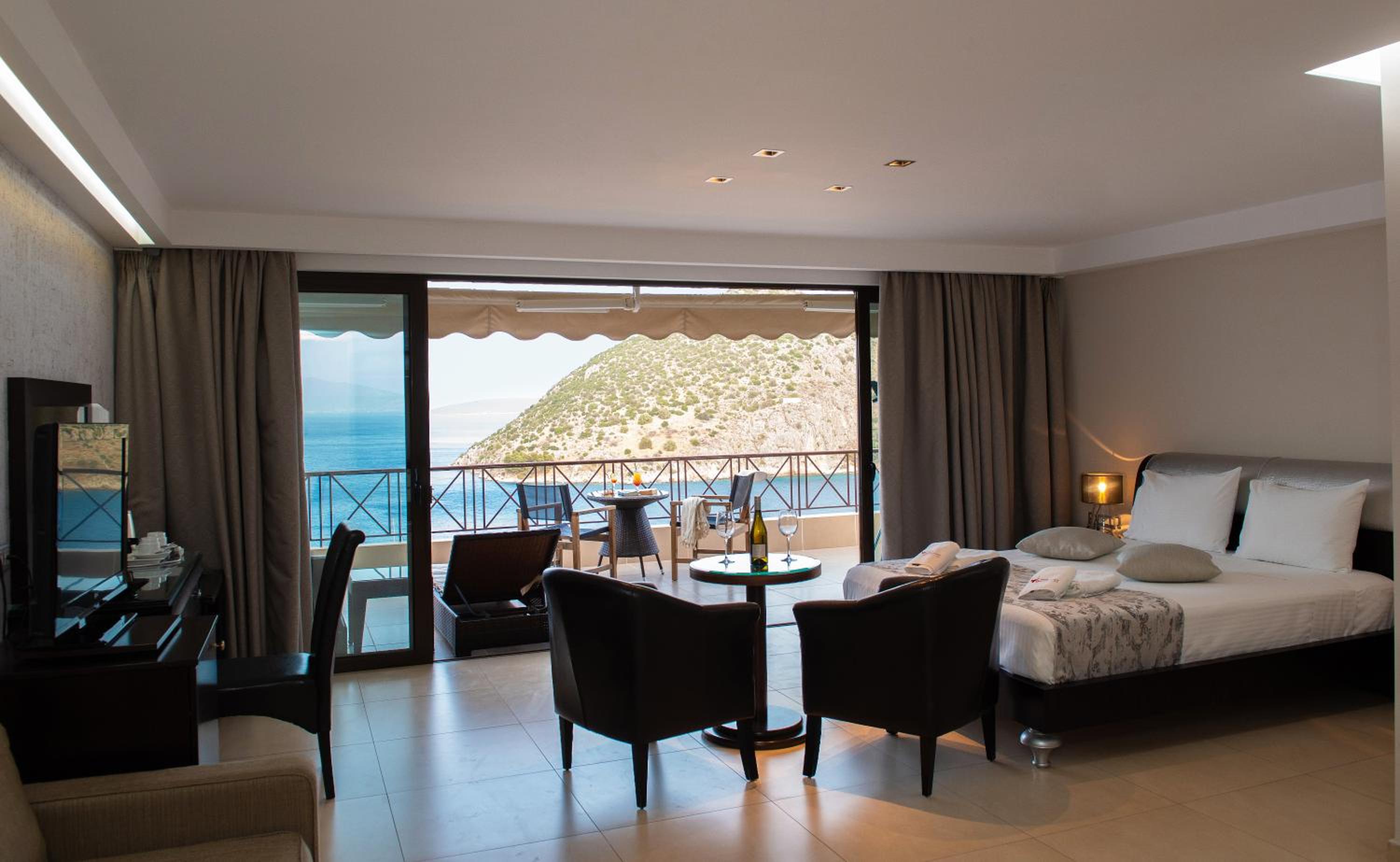 King Suite with Sea View - Photo 4
