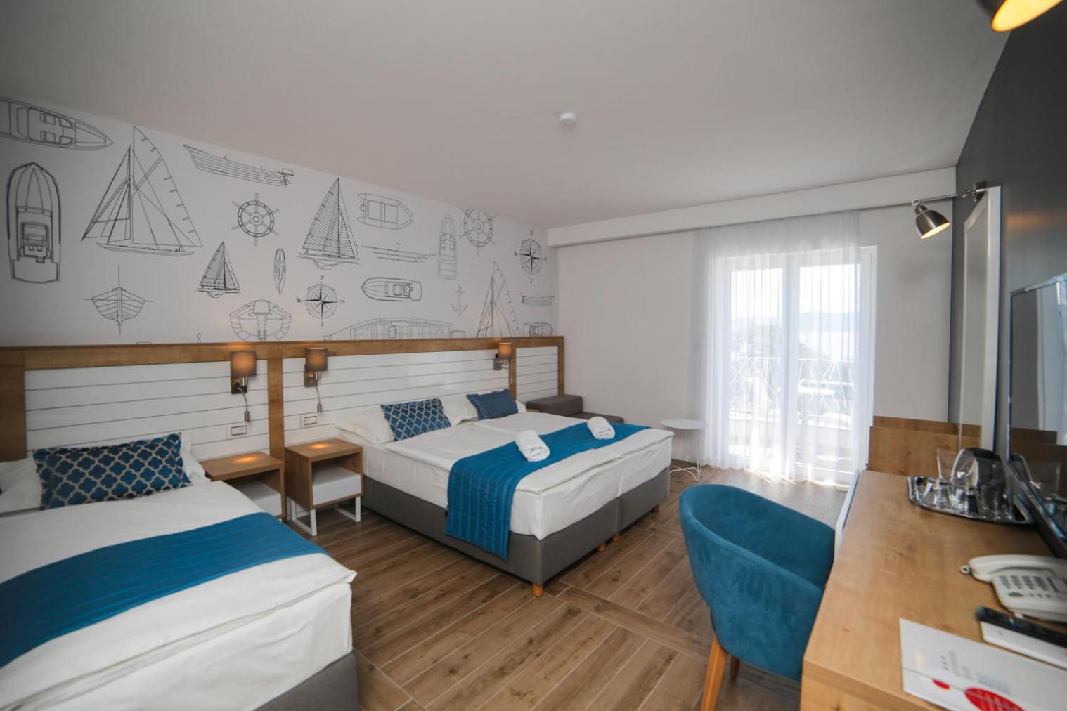 Family Room with Sea View photo 2