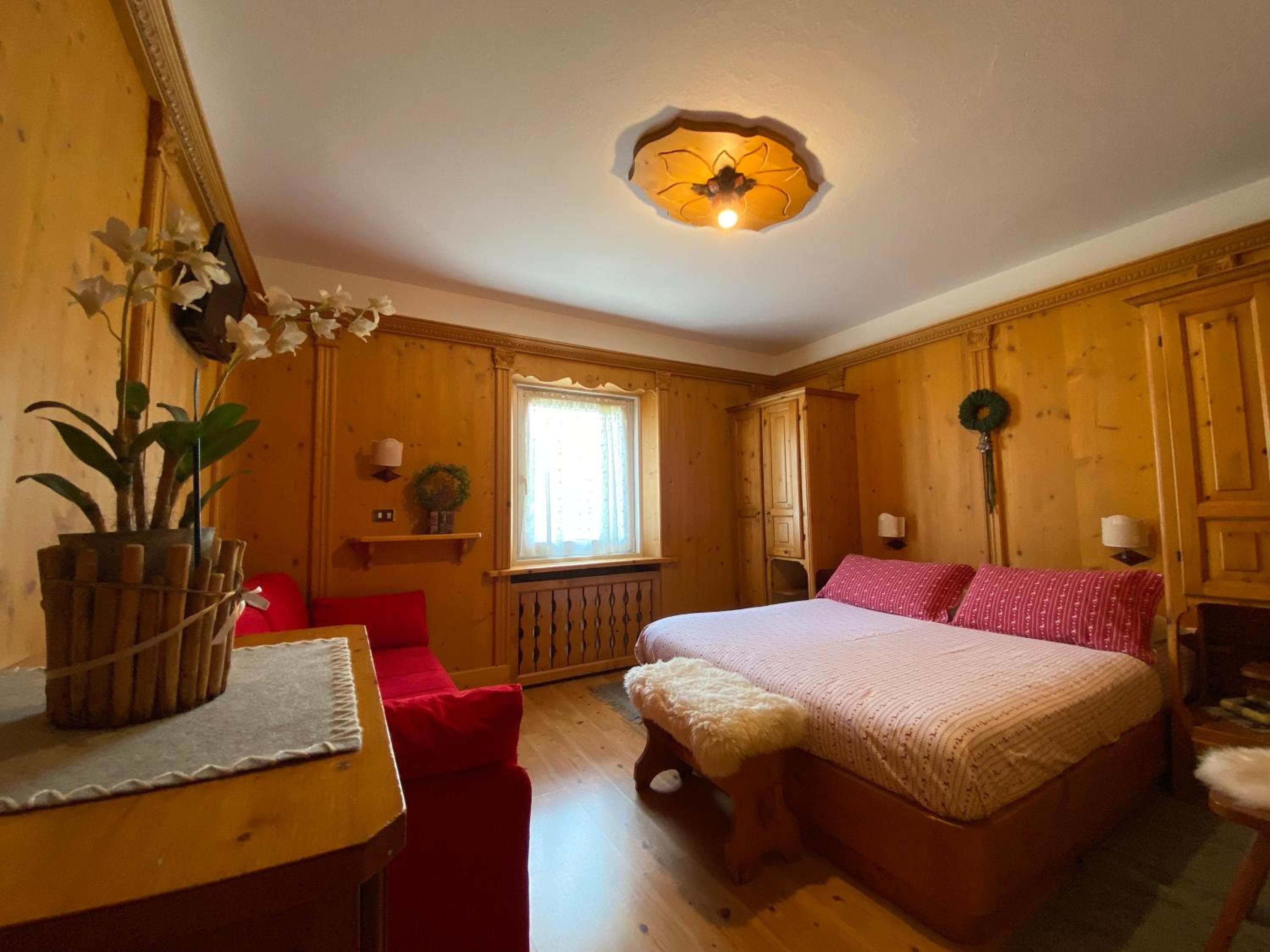 Double or Twin Room - Photo 7