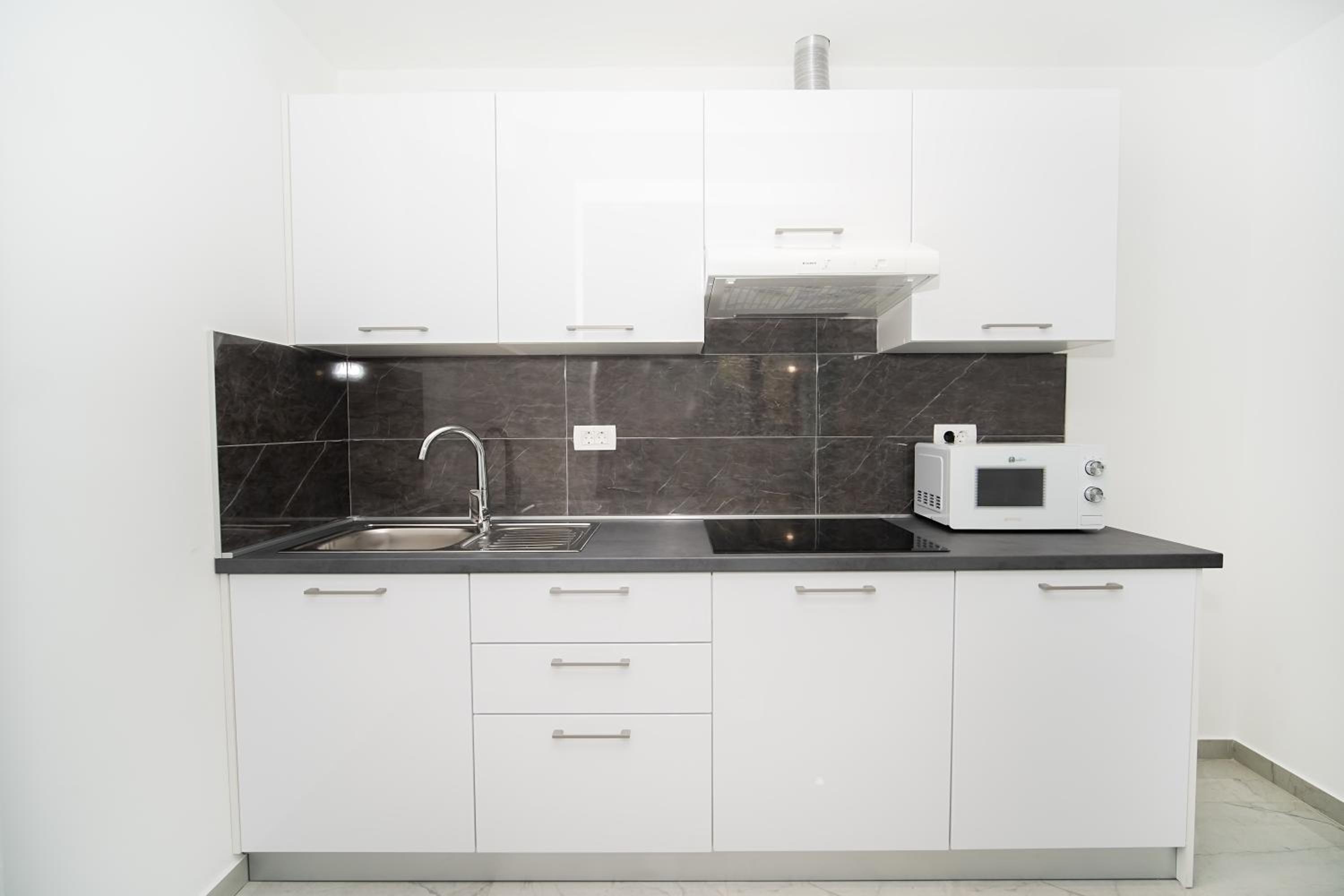 Apartment with Terrace photo 3