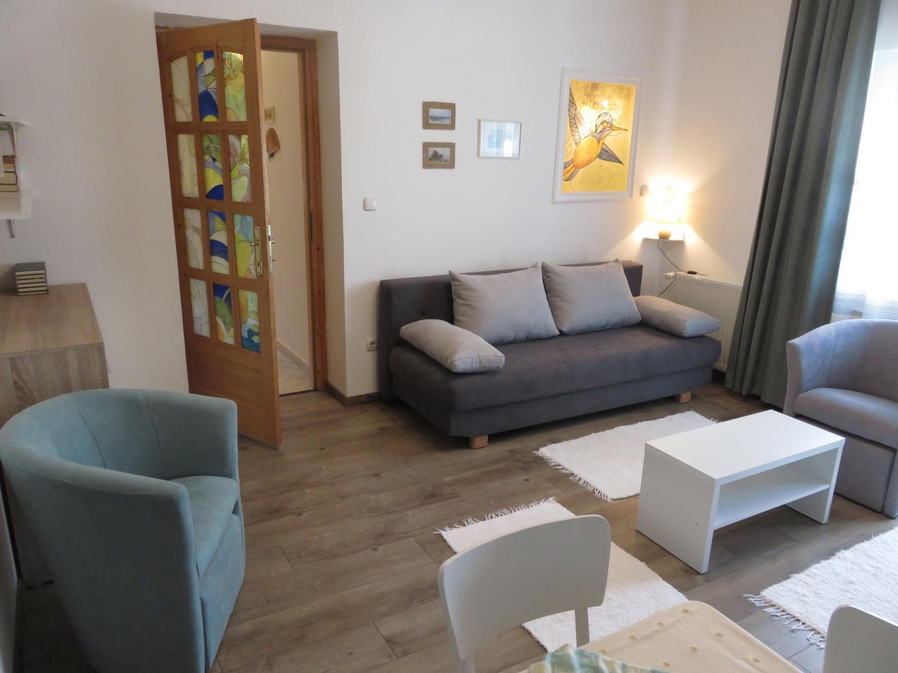 Apartment with Balcony photo 2