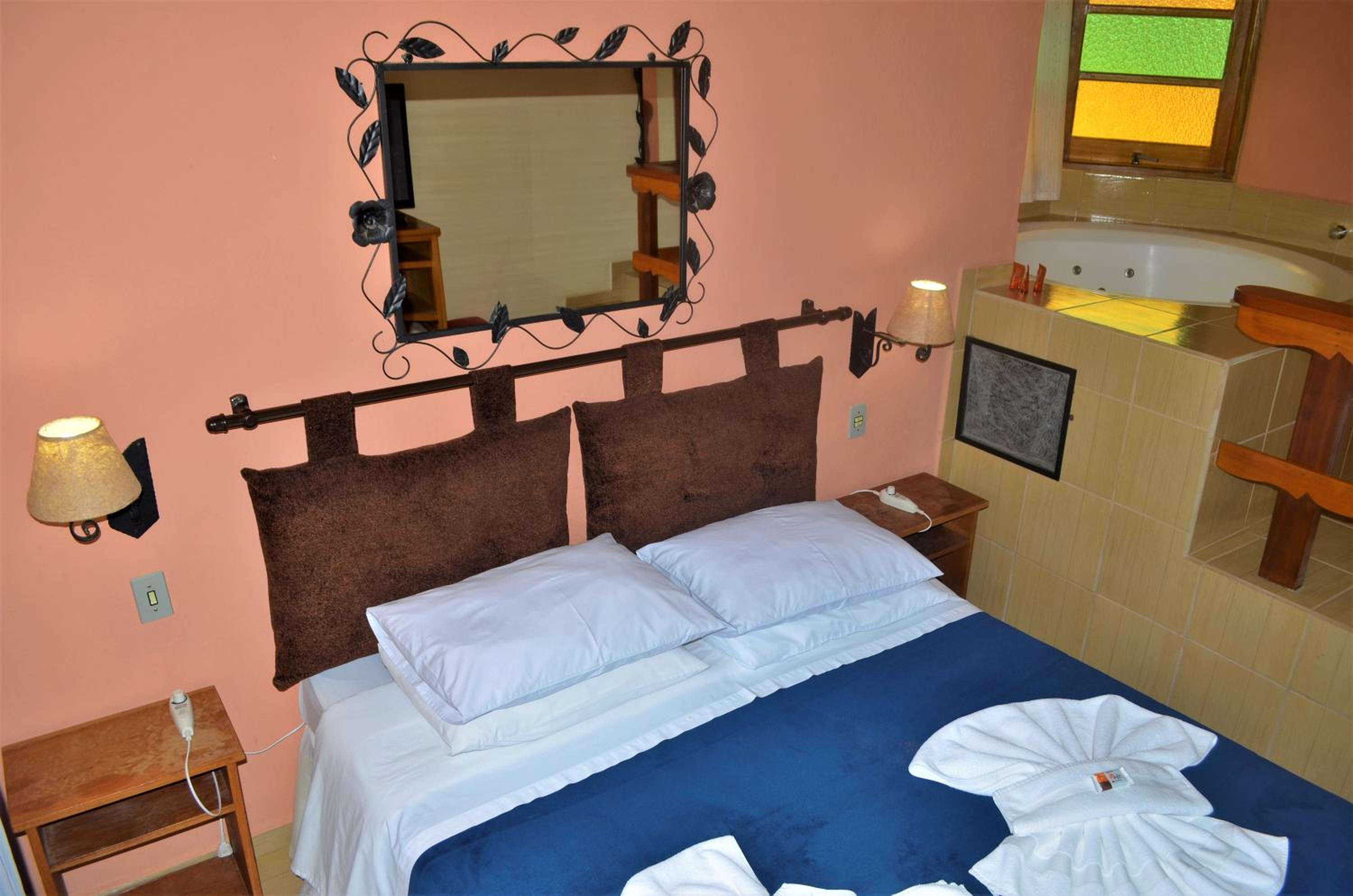 Suite with Mountain View - Photo 2