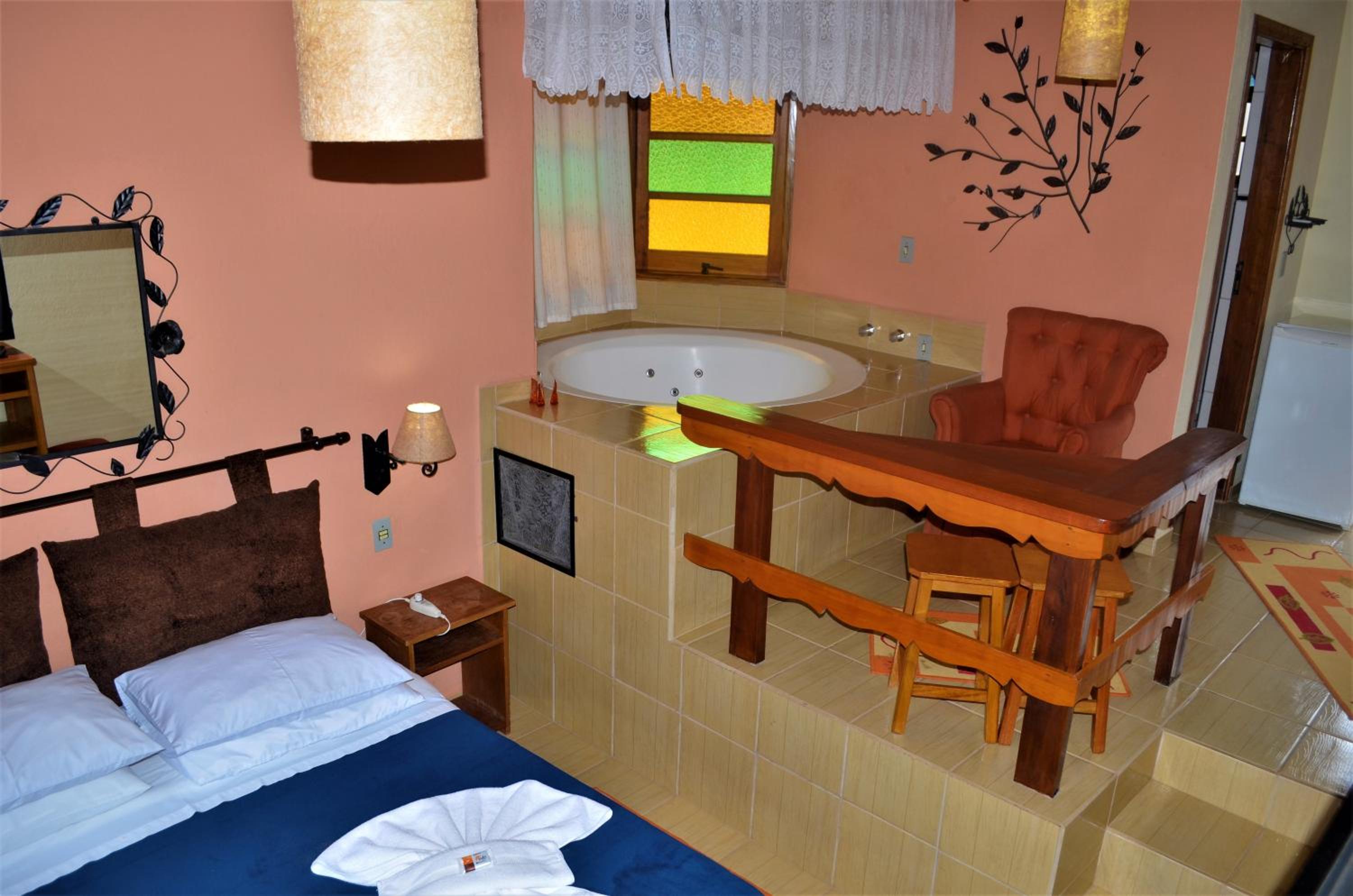 Suite with Mountain View - Photo 9