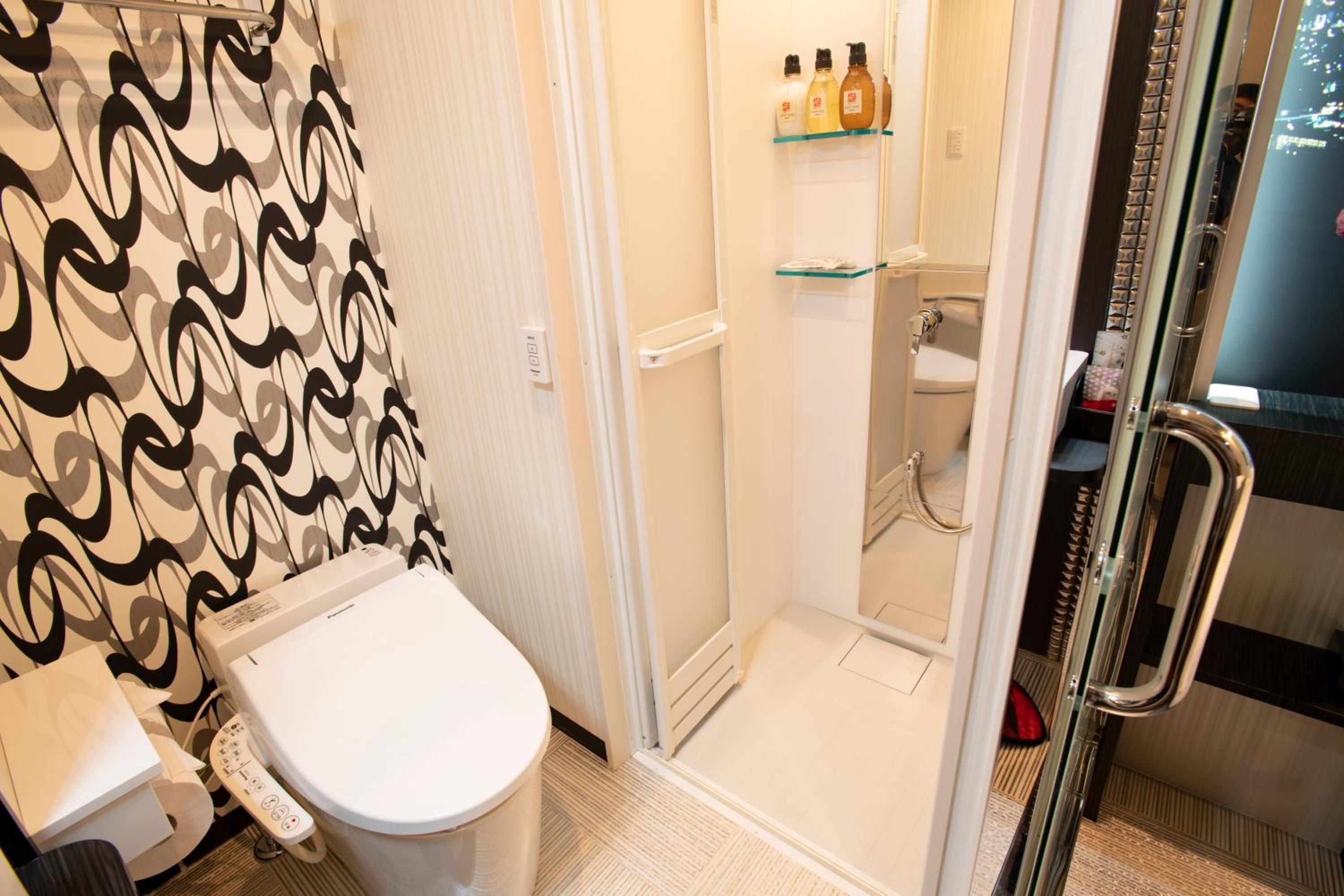 Double Room Smoking - Photo 5