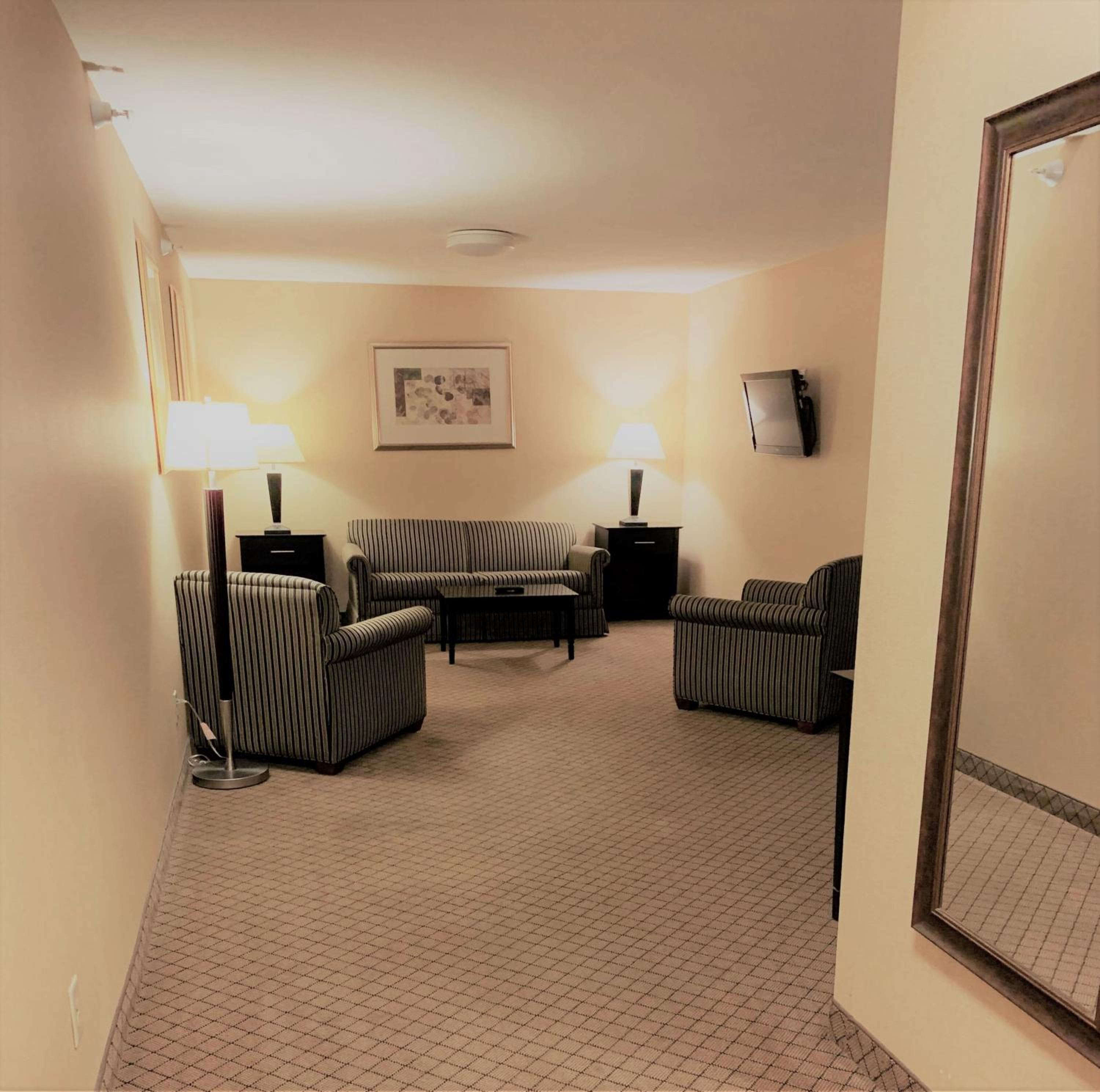 Standard King Room - Photo 1