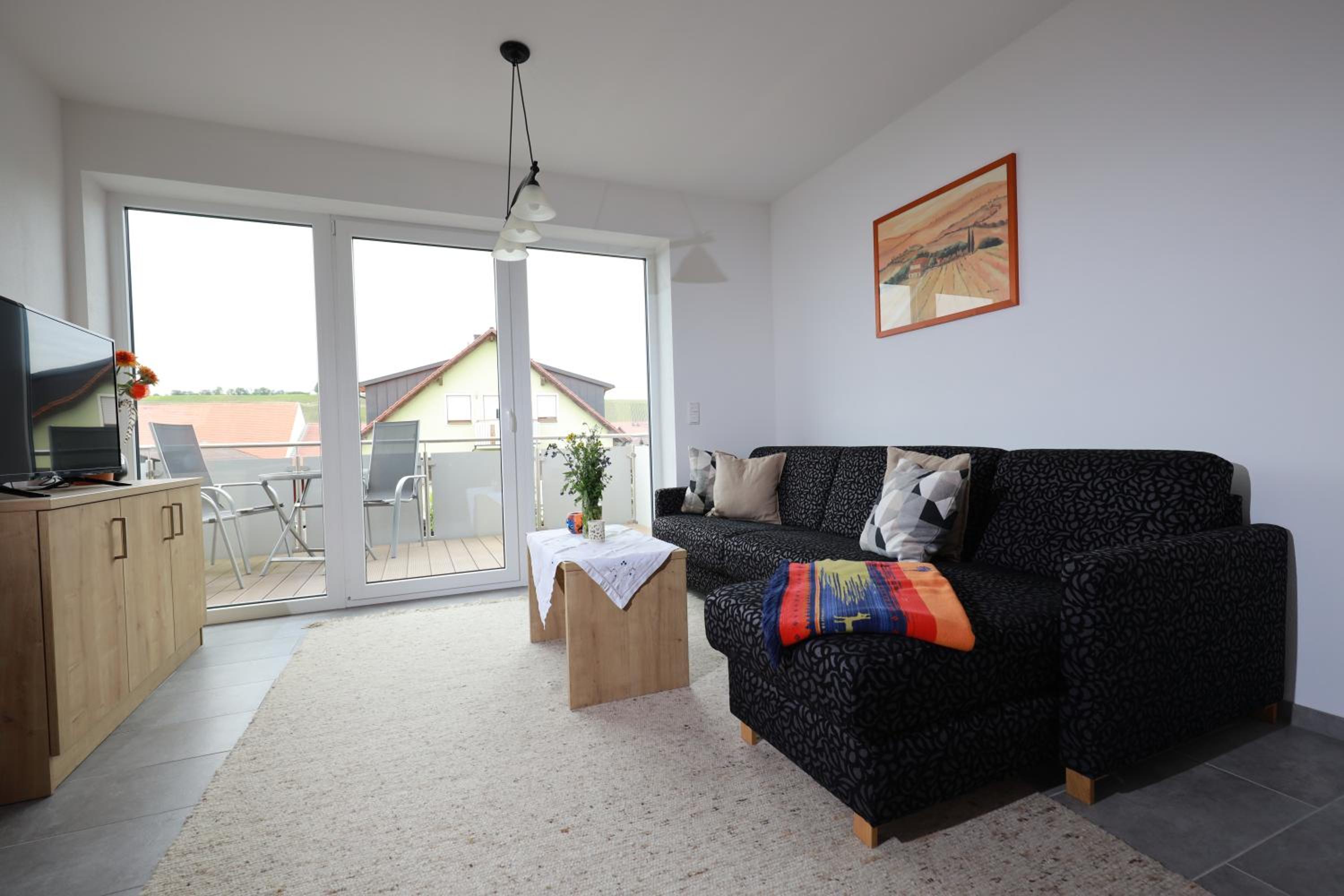 Three-Bedroom Apartment photo 2