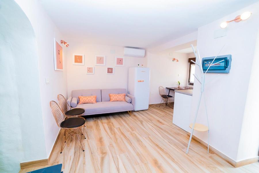 Deluxe Suite Cave with Spa Bath photo 3