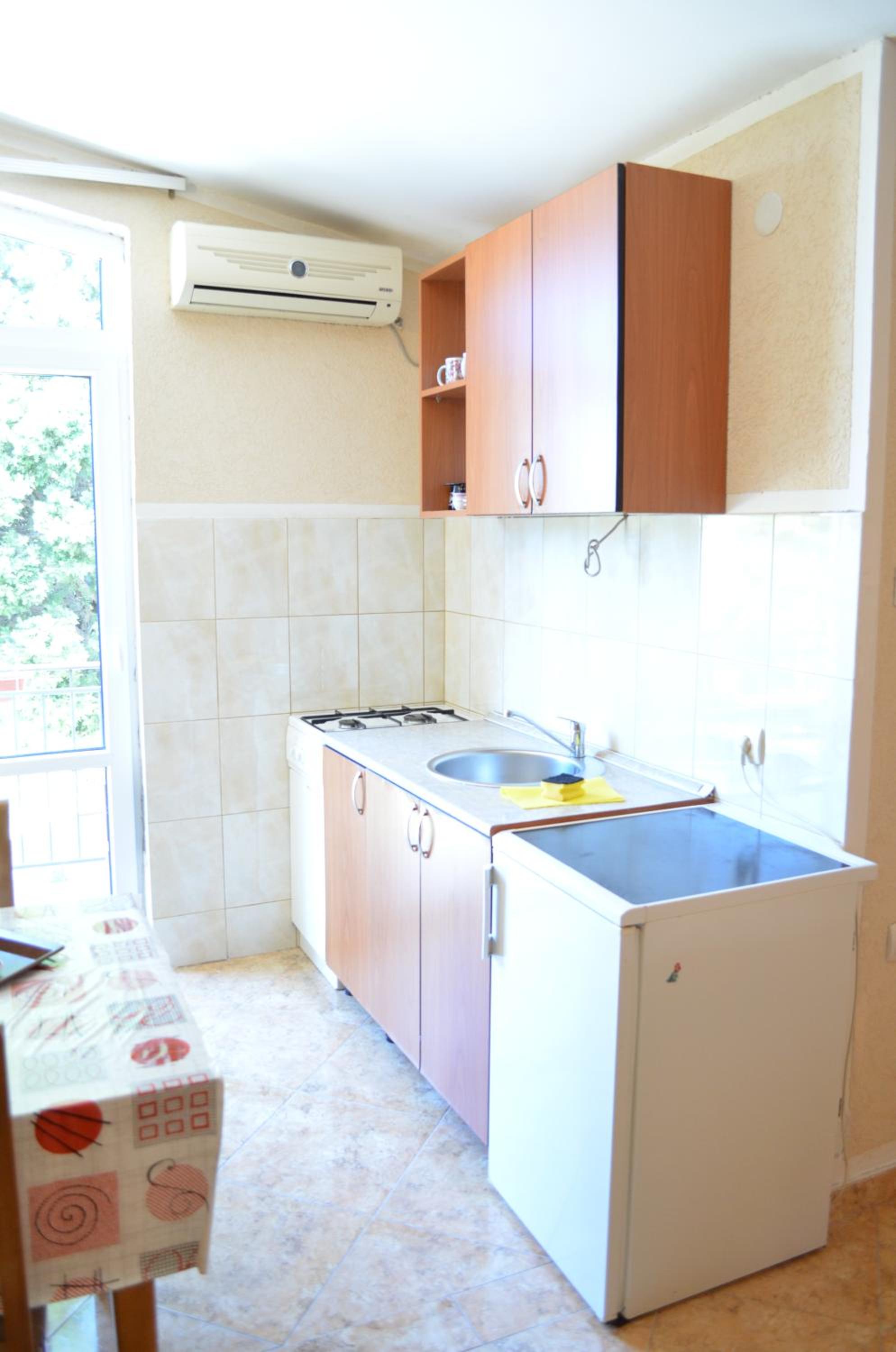 Studio Apartment photo 2