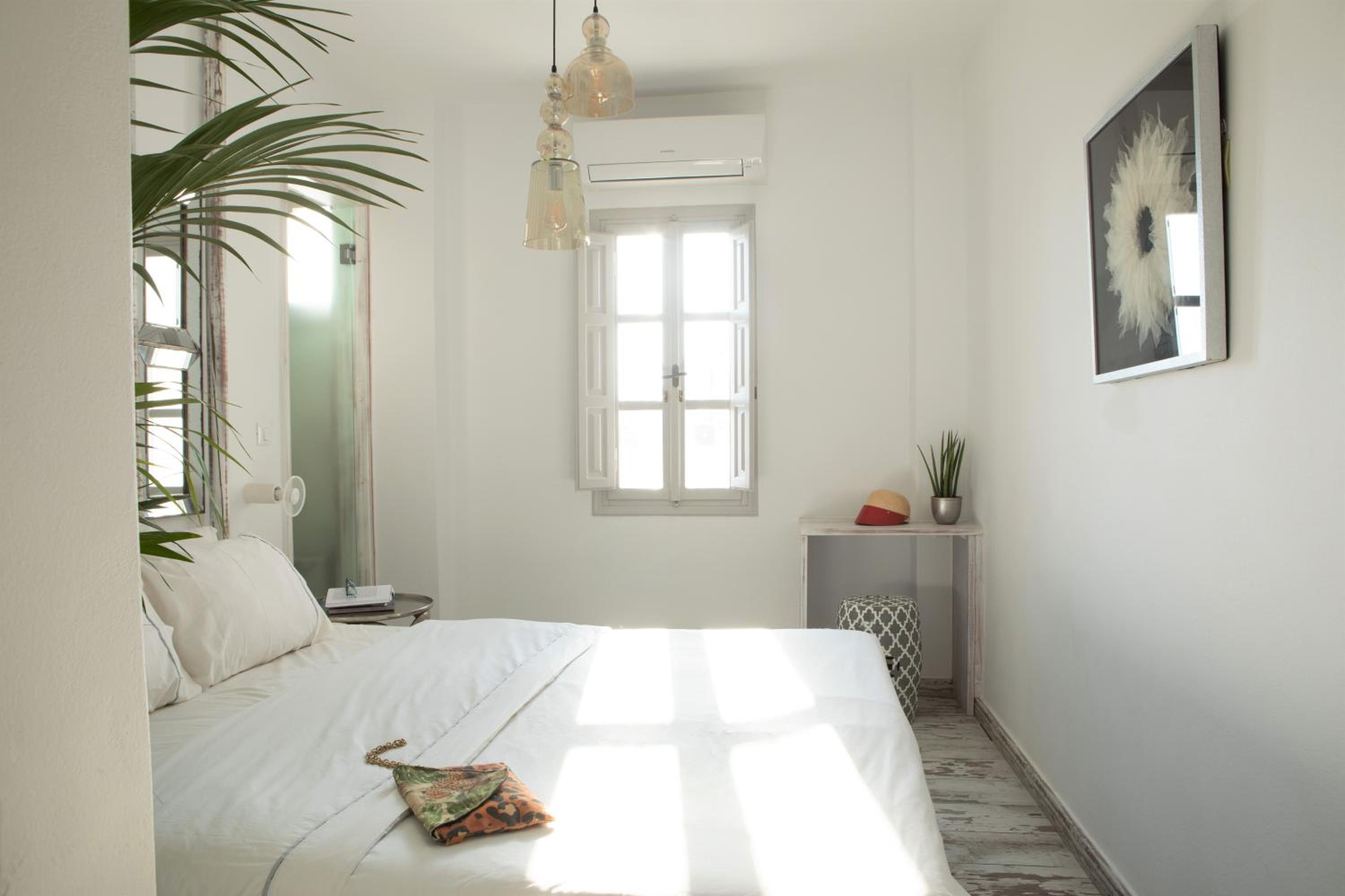 Double Room - Photo 2