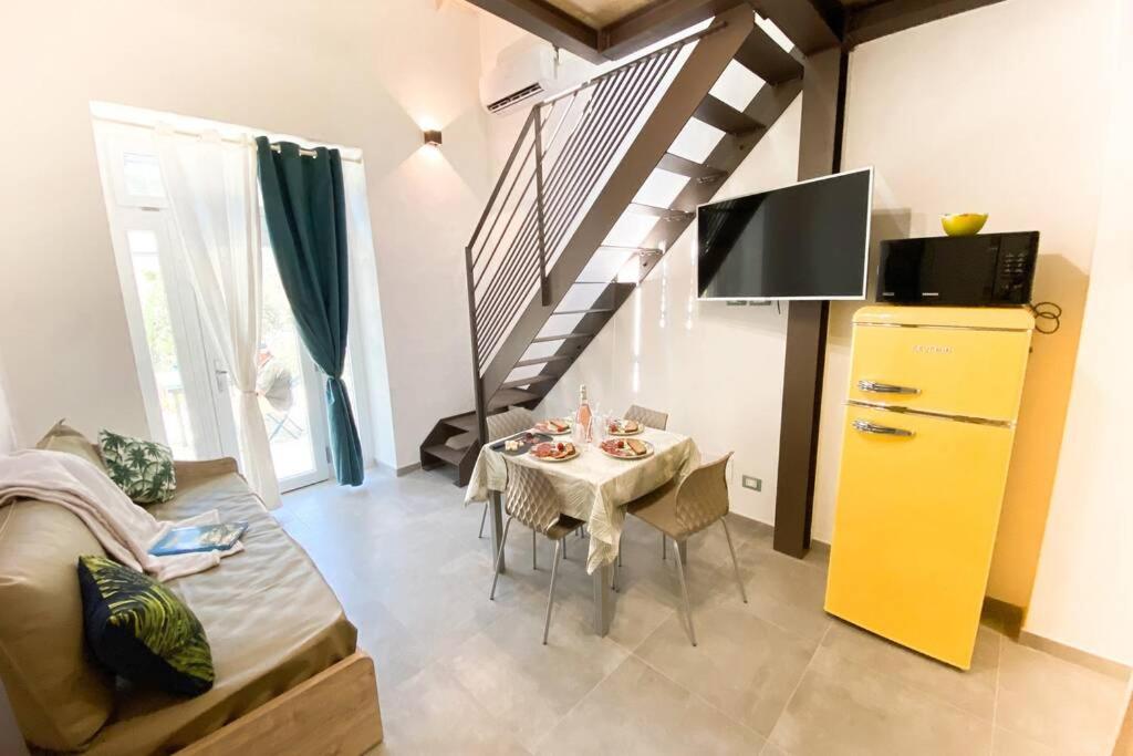 One-Bedroom Apartment - Photo 20