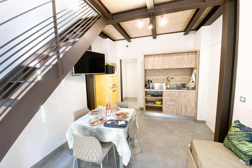 One-Bedroom Apartment - Photo 21