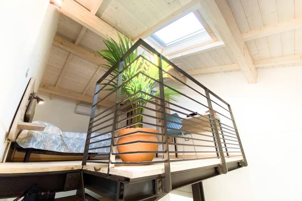 One-Bedroom Apartment - Photo 11