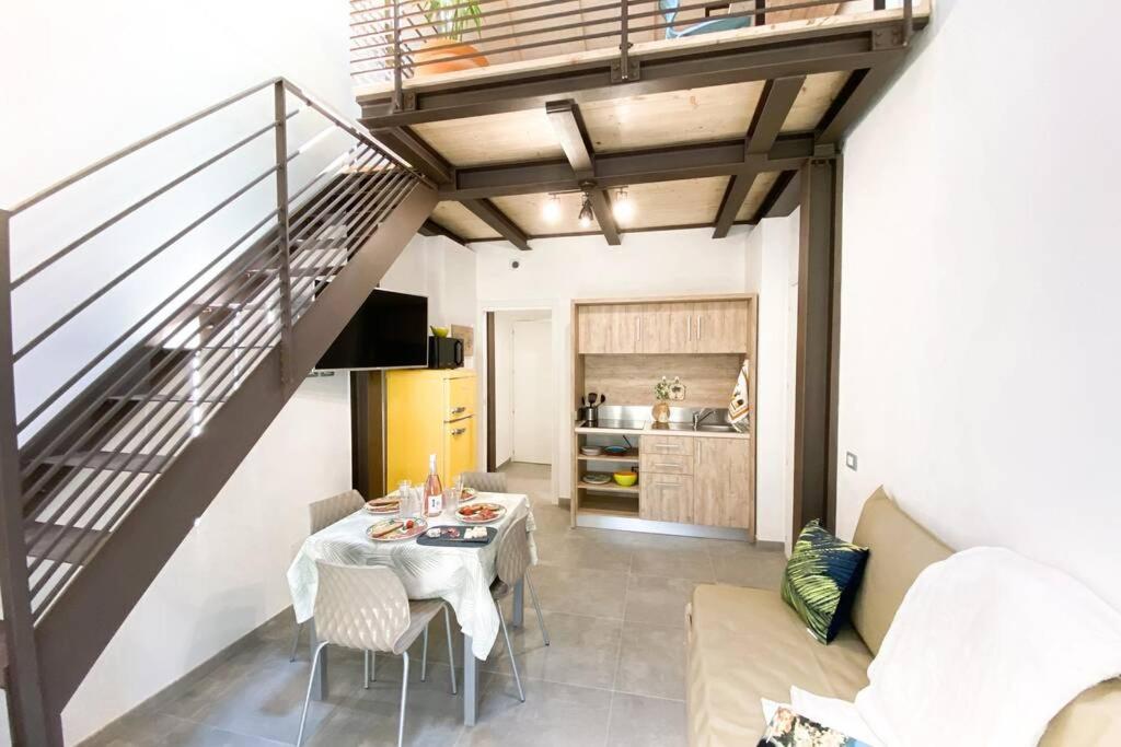 One-Bedroom Apartment - Photo 9