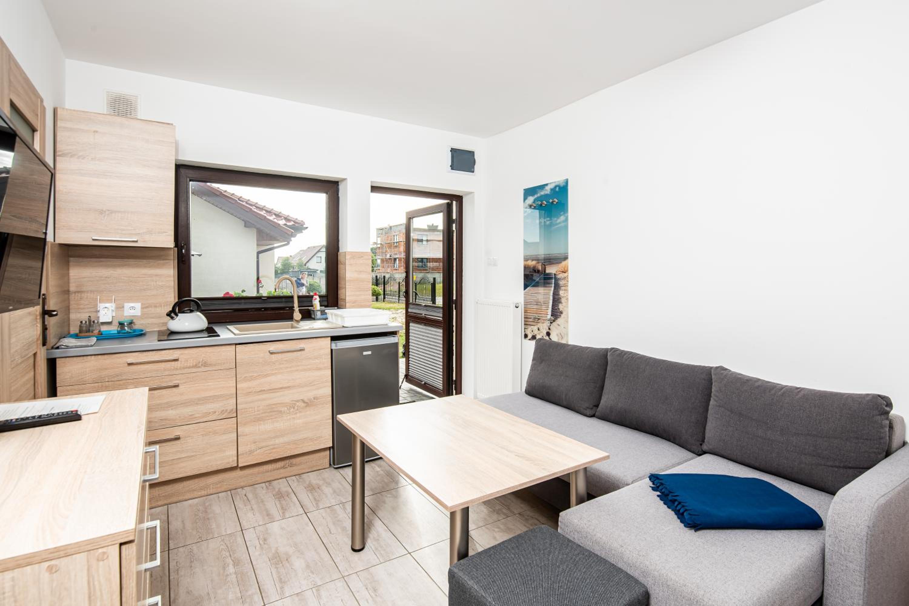 Apartment - Ground Floor photo 2