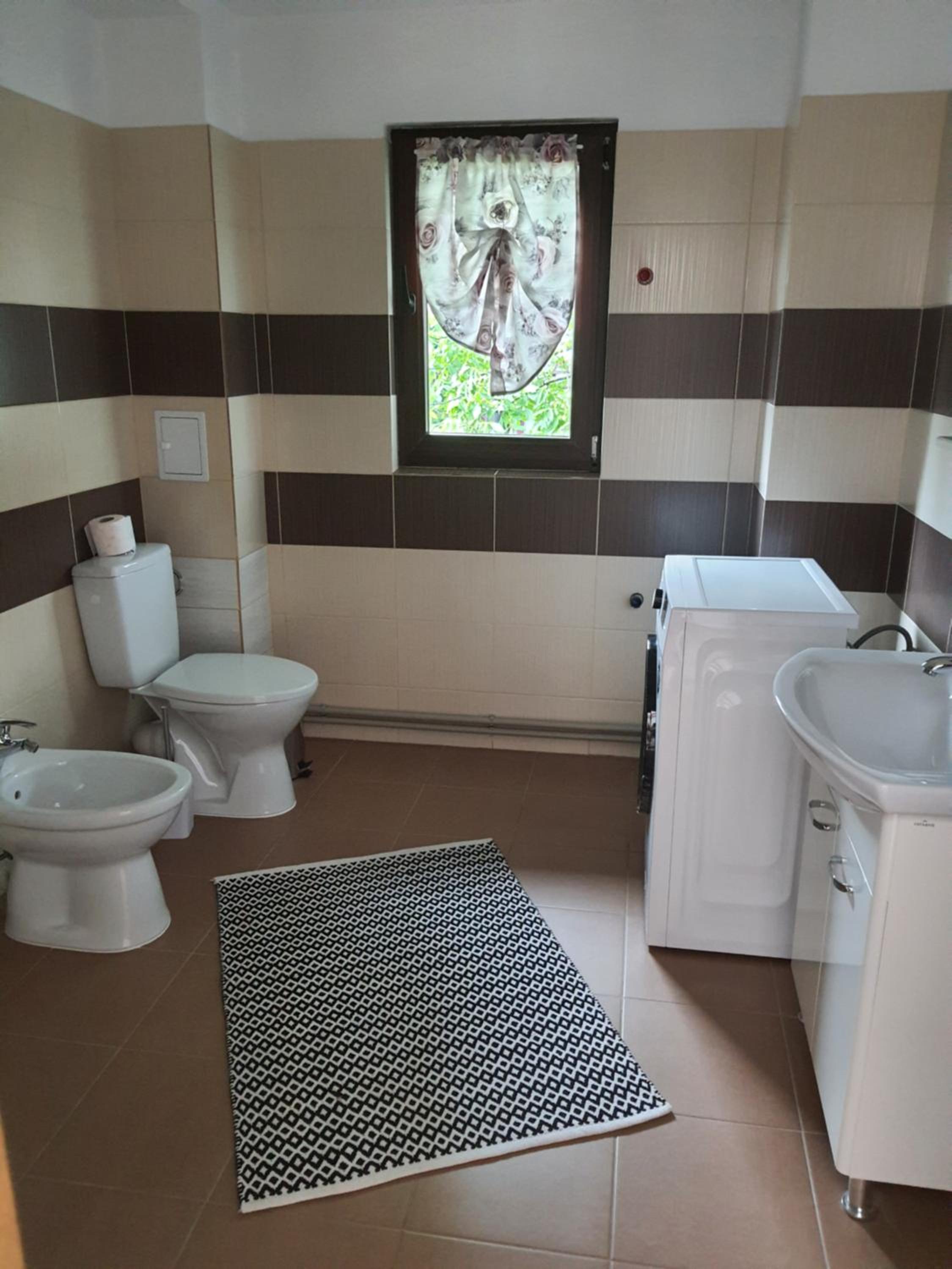 Double Room with Private External Bathroom photo 3