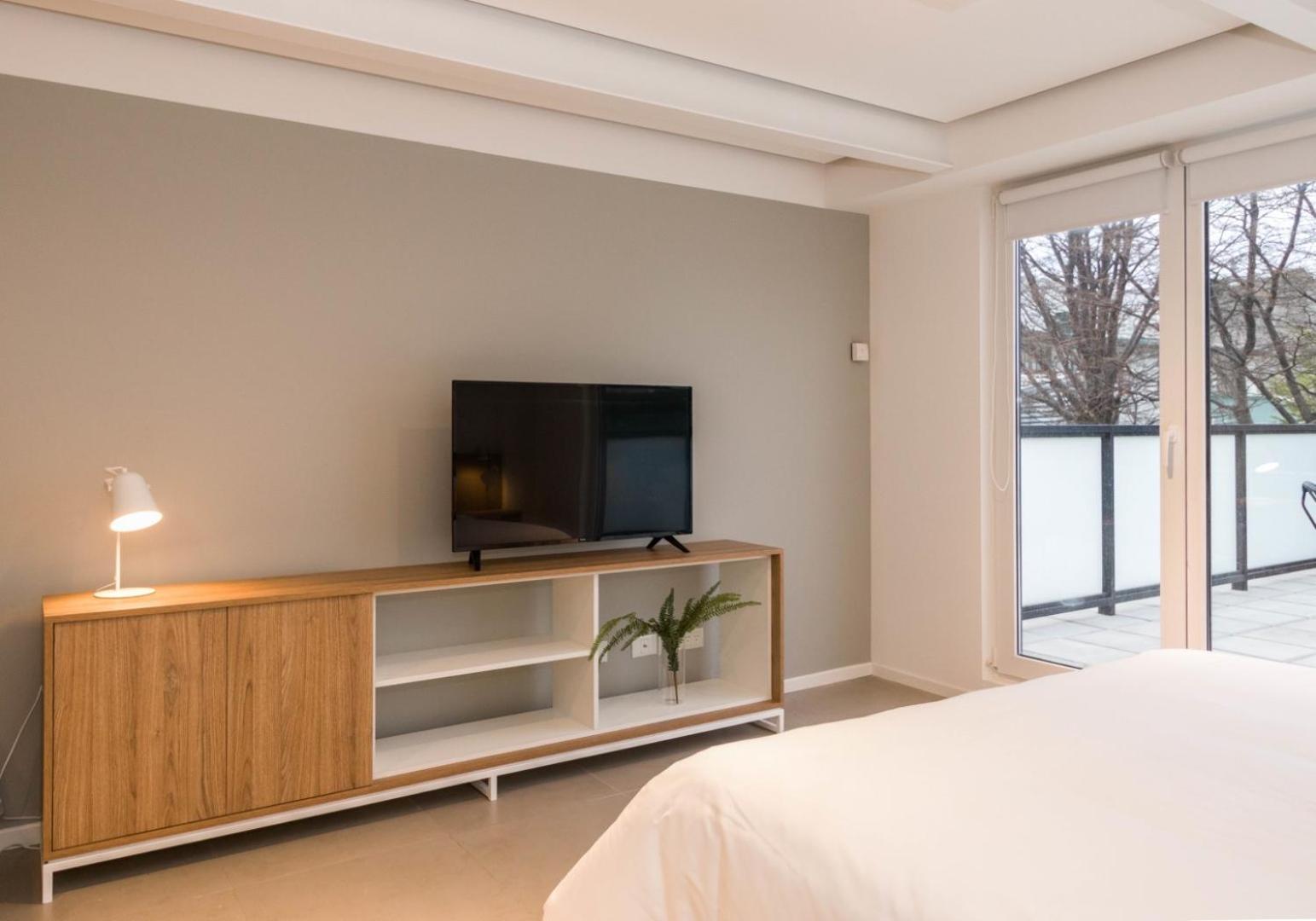 Studio with Terrace