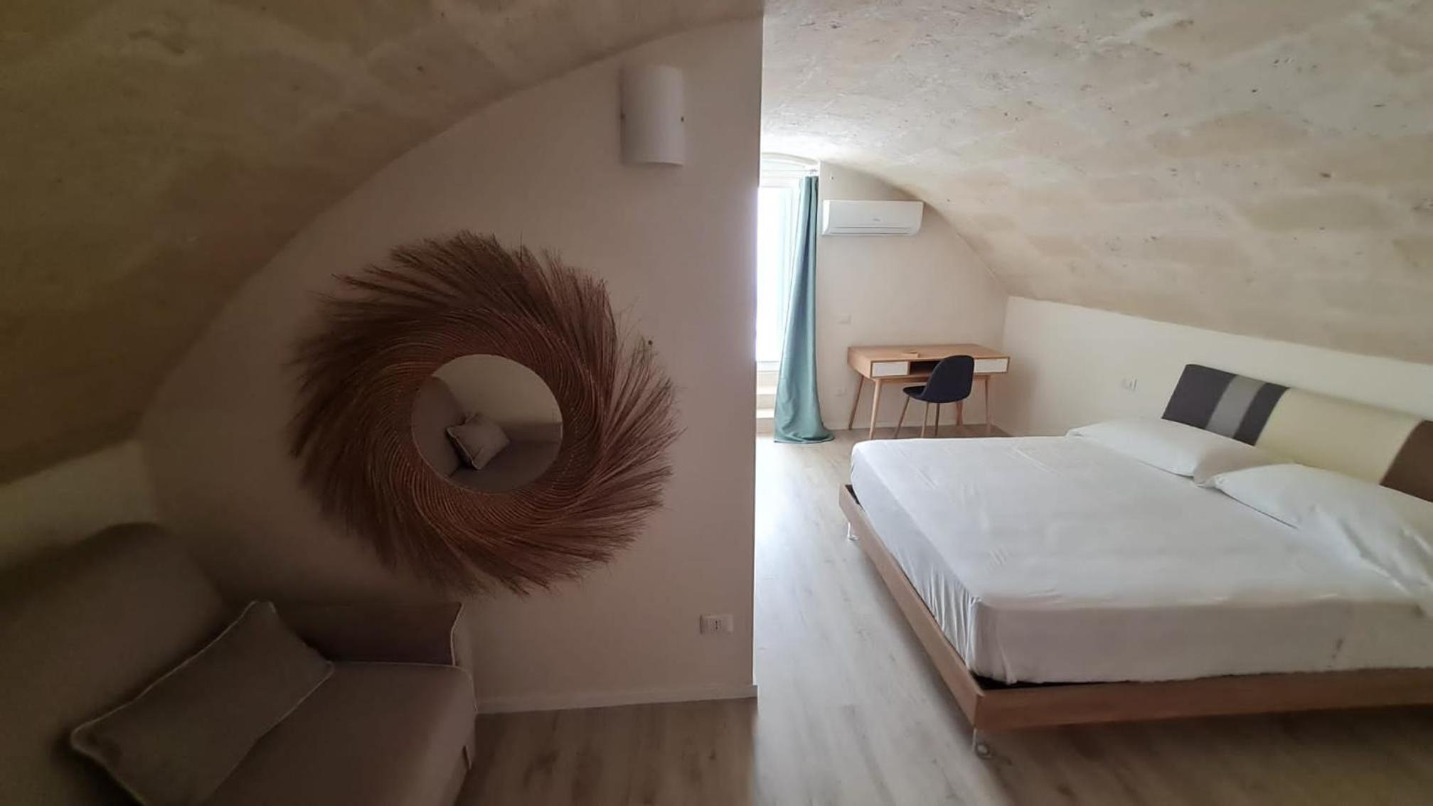 Deluxe Quadruple Room - Photo 10