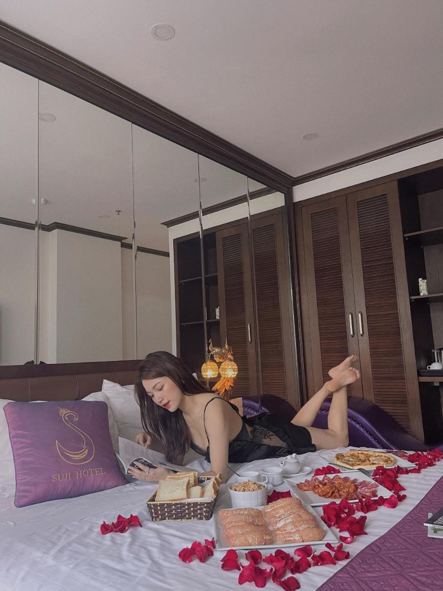 Suite with City View