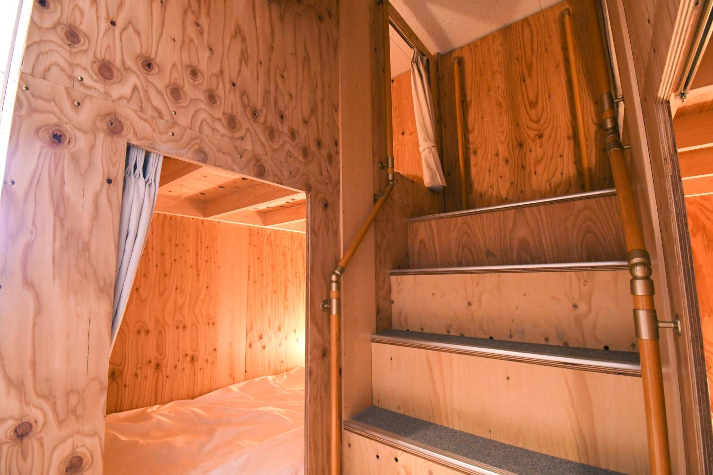 Single Bed in 10-Bed Dormitory Room photo 2