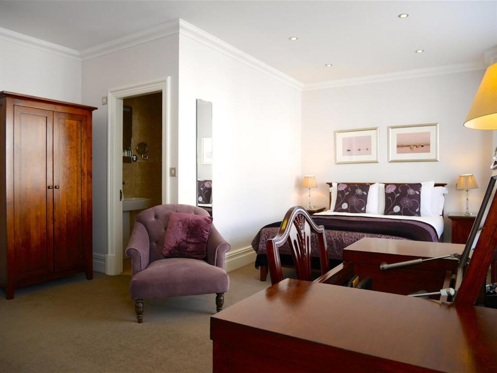 Deluxe King Room photo 2