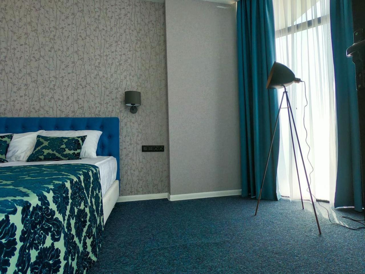 Deluxe Double Room with Sea View - Photo 4