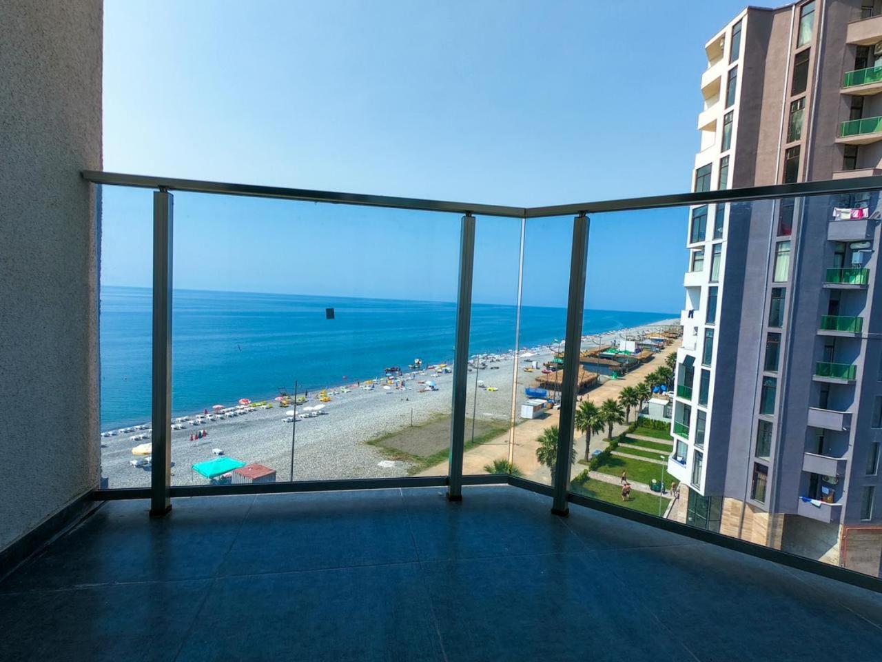 Deluxe Double Room with Sea View - Photo 3