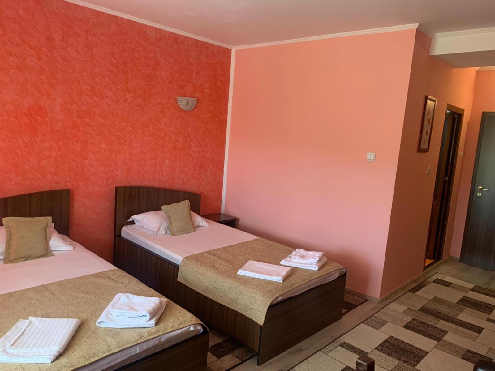 Twin Room photo 2