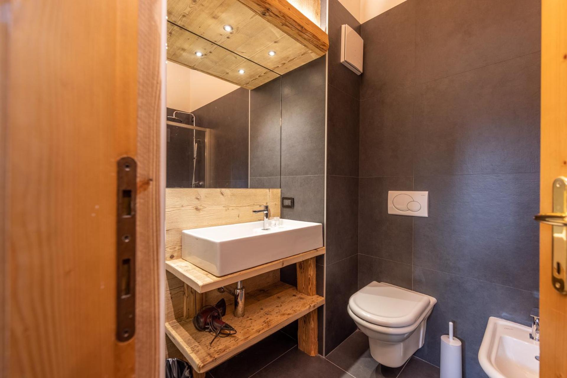 Apartment - Photo 19