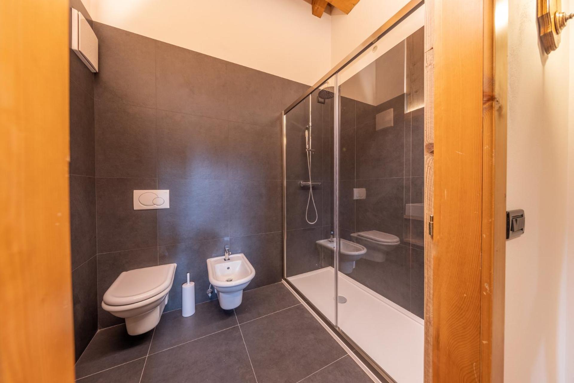 Apartment - Photo 22