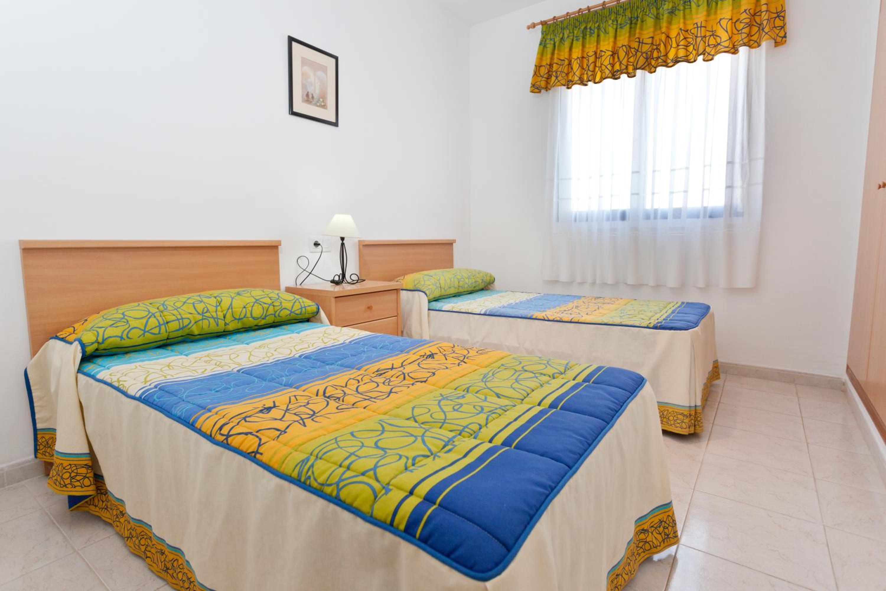 Apartamento Estándar de Dos Habitaciones con Estacionamiento (4 adultos + 2 niños)