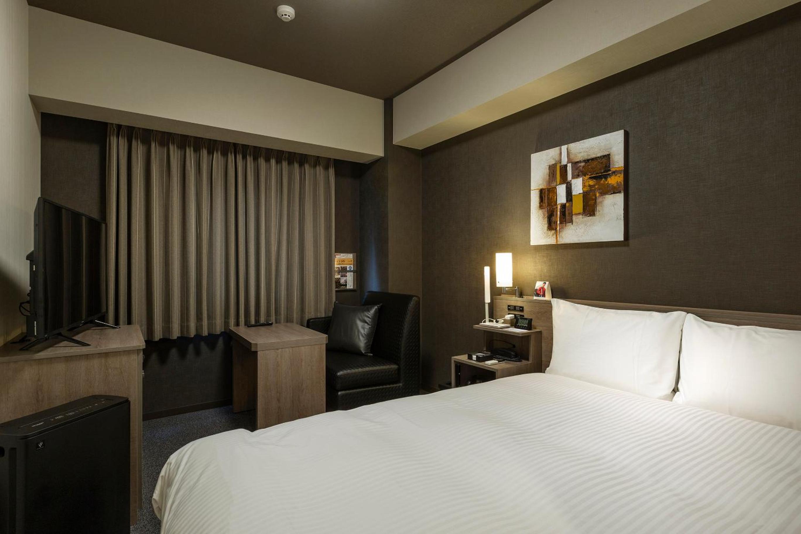 Double Room with Small Double Bed - Non-Smoking - Photo 1