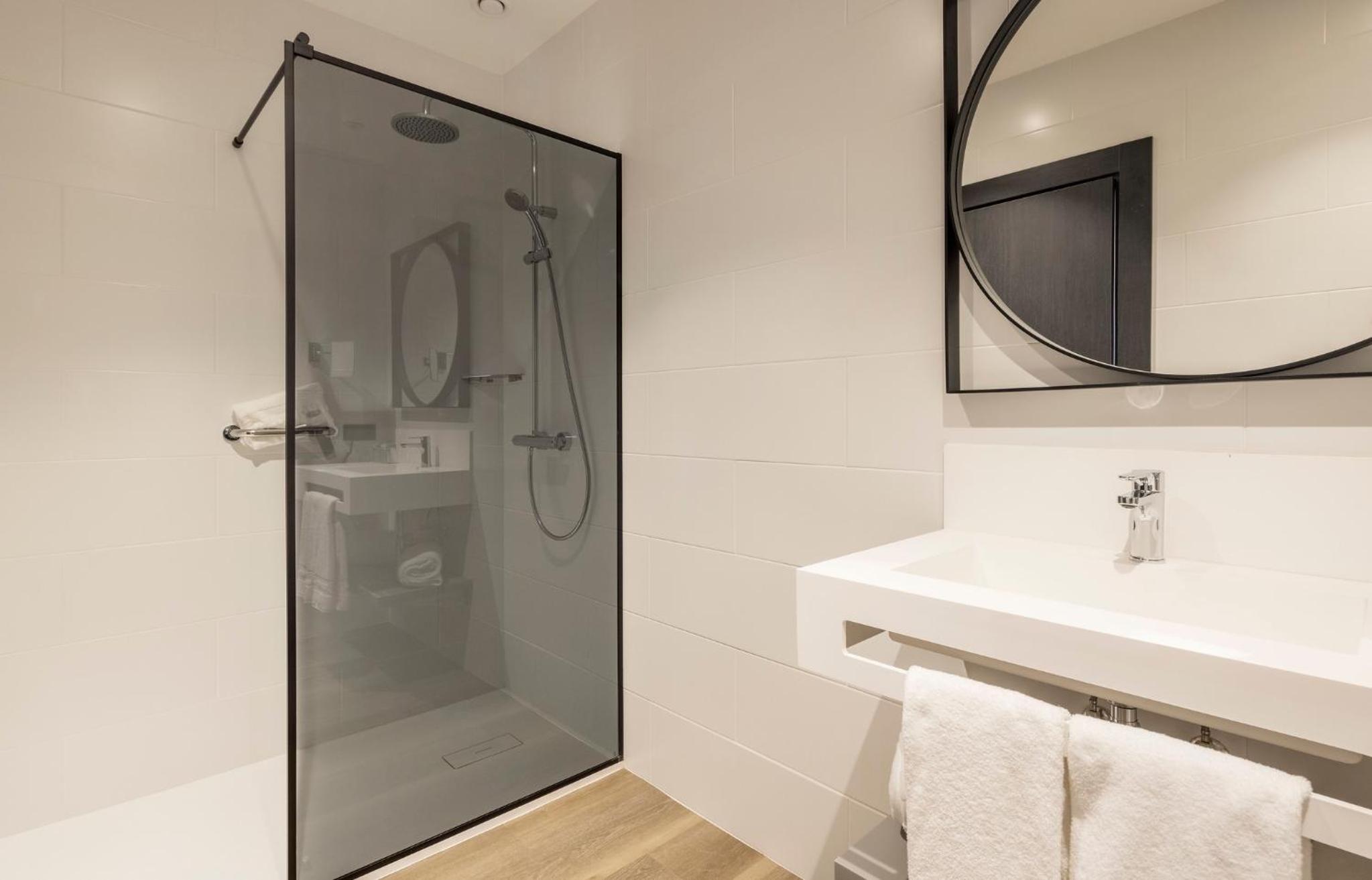 Deluxe Room - Photo 2