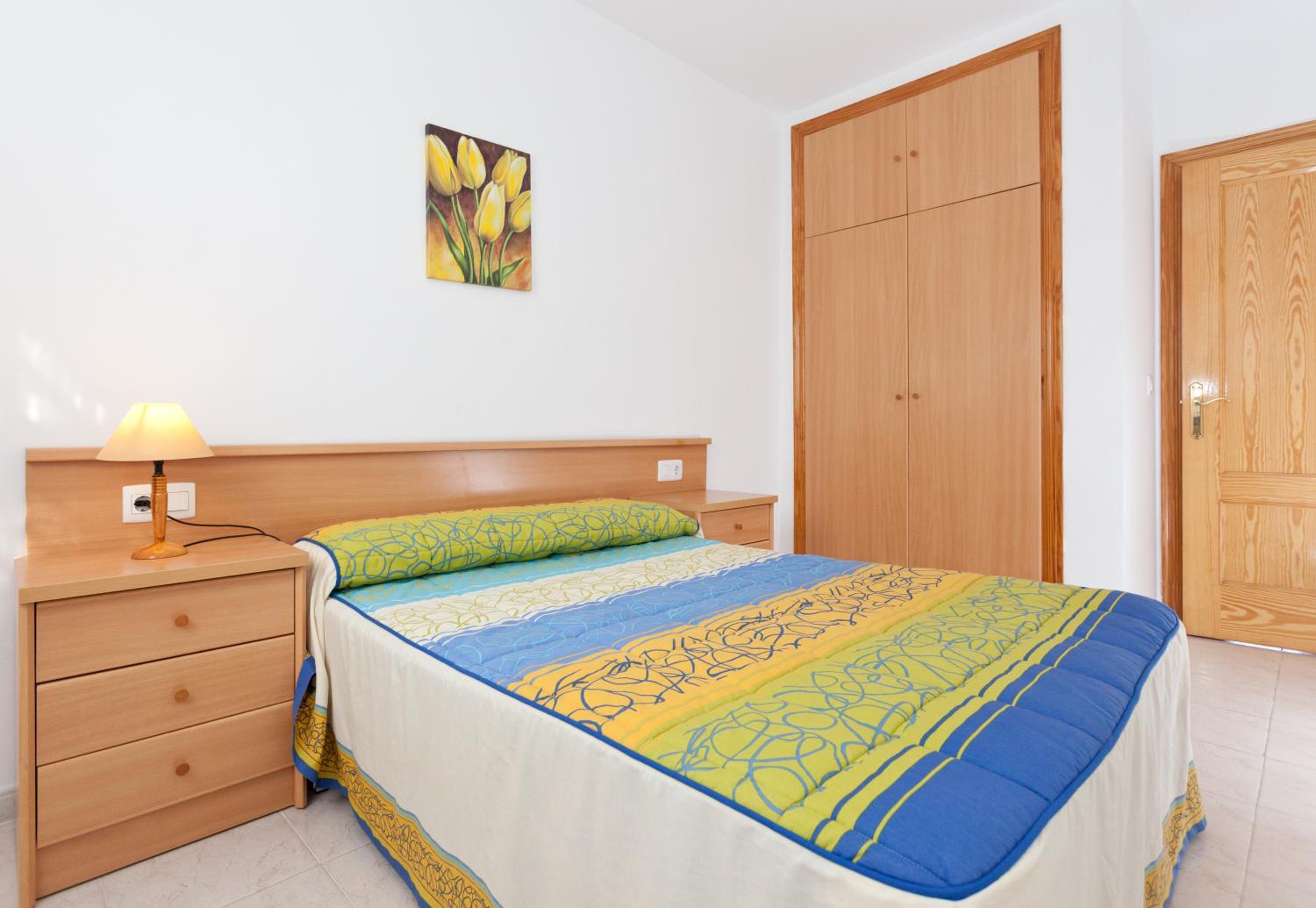 Superior Two-Bedroom Apartment with Parking (4 Adults + 2 Children) photo 3