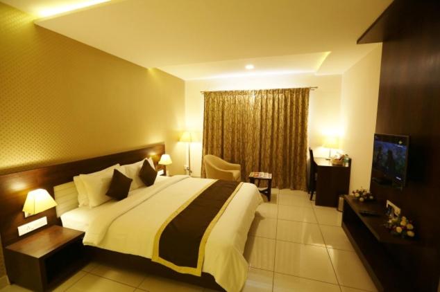 Deluxe Double or Twin Room - Photo 1