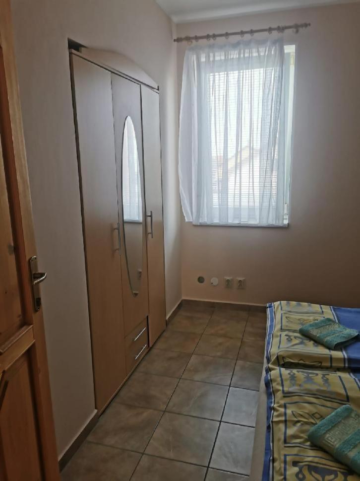 Apartment with Terrace photo 2
