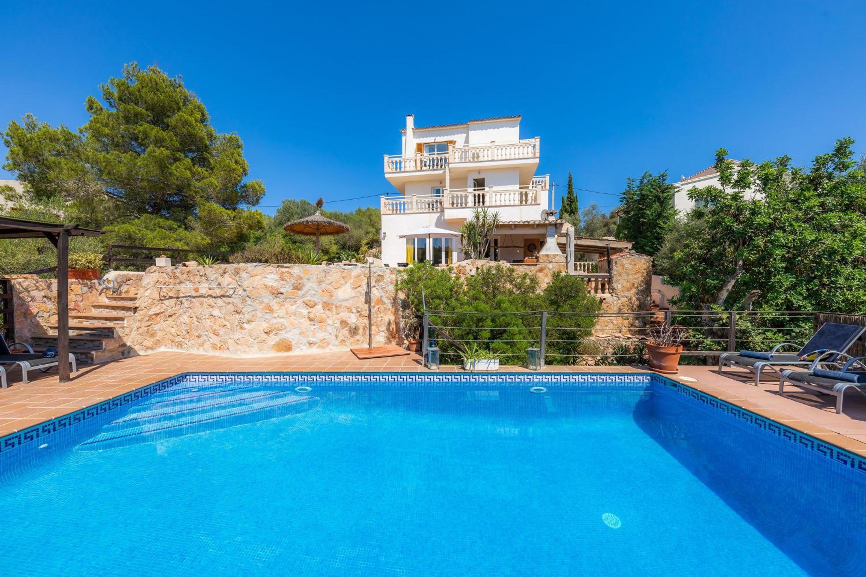 Villa with Garden View