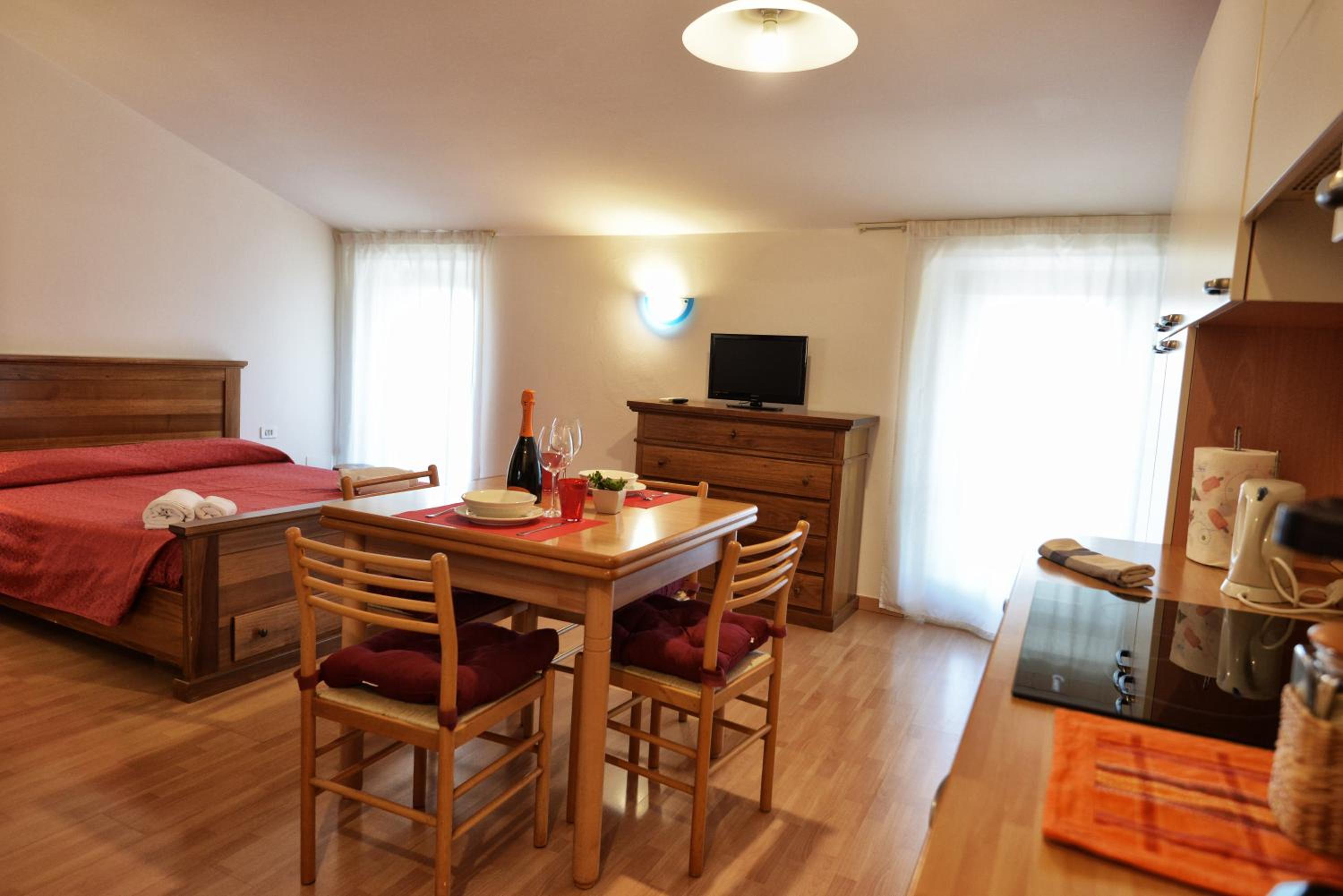 Deluxe Double Studio - Photo 1
