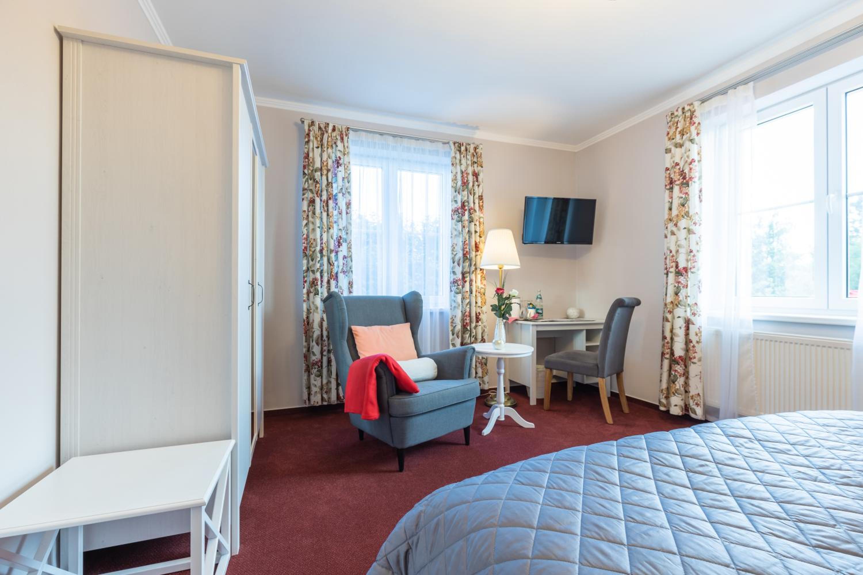 Deluxe Double Room with Shower photo 1