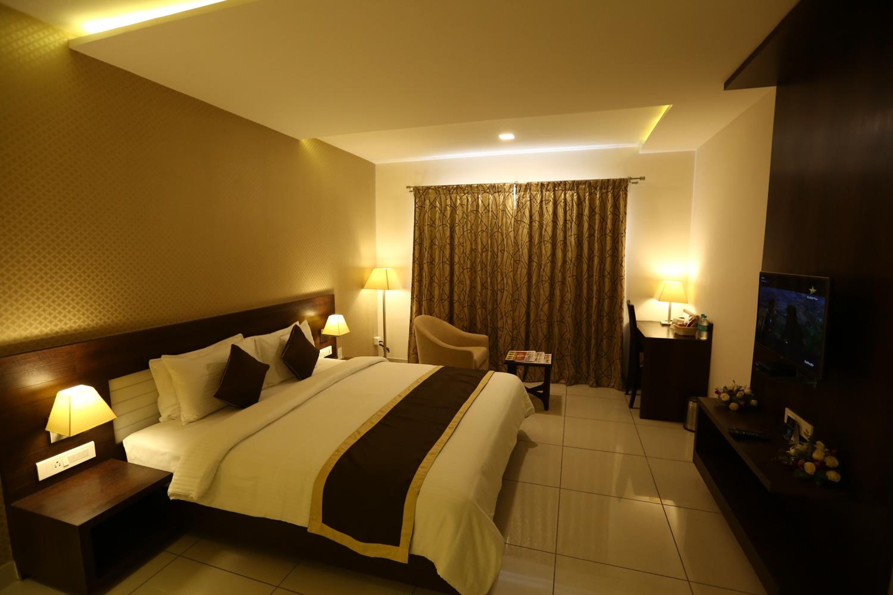 Superior Double or Twin Room - Photo 3