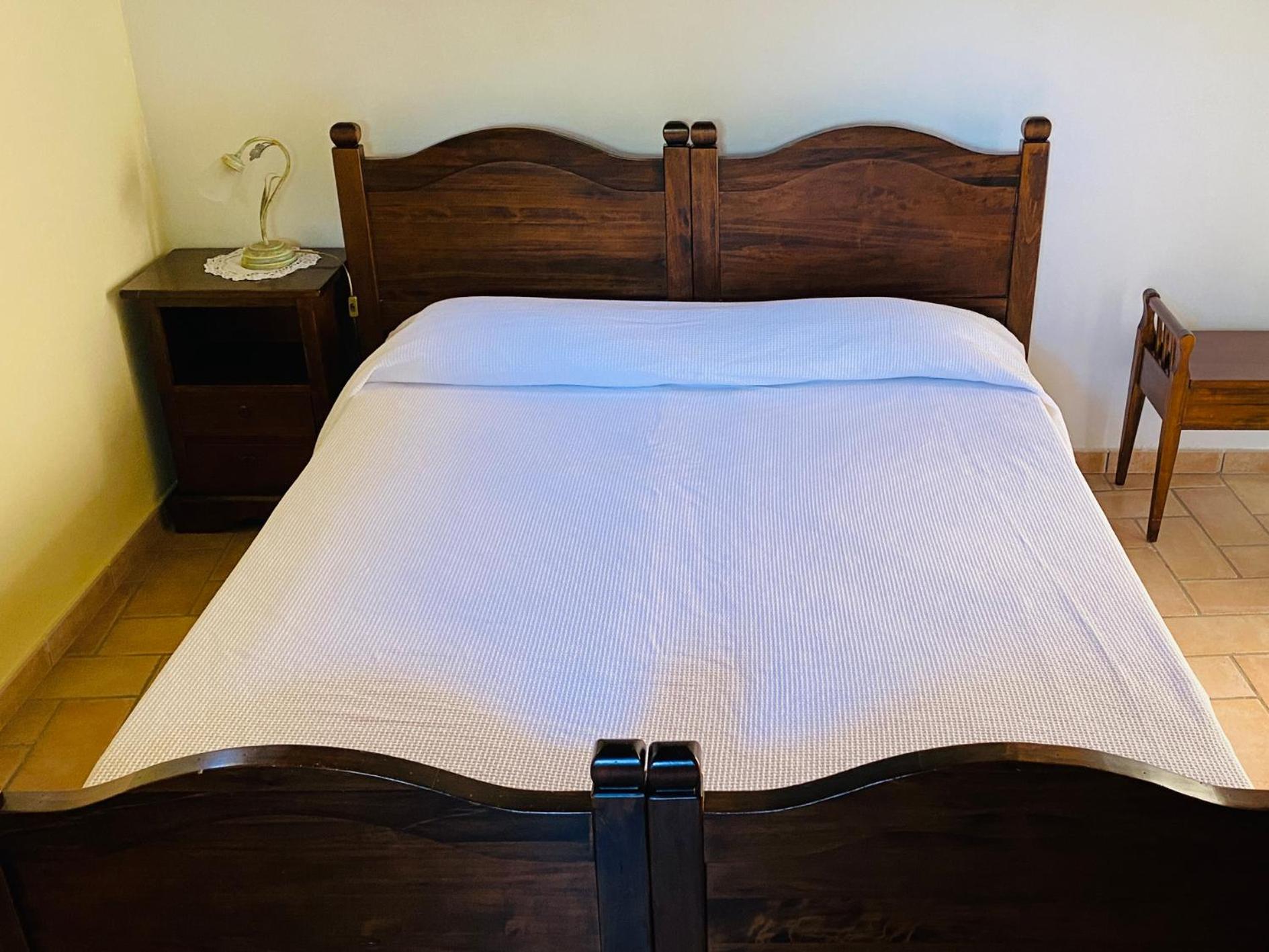 Double Room - Photo 10